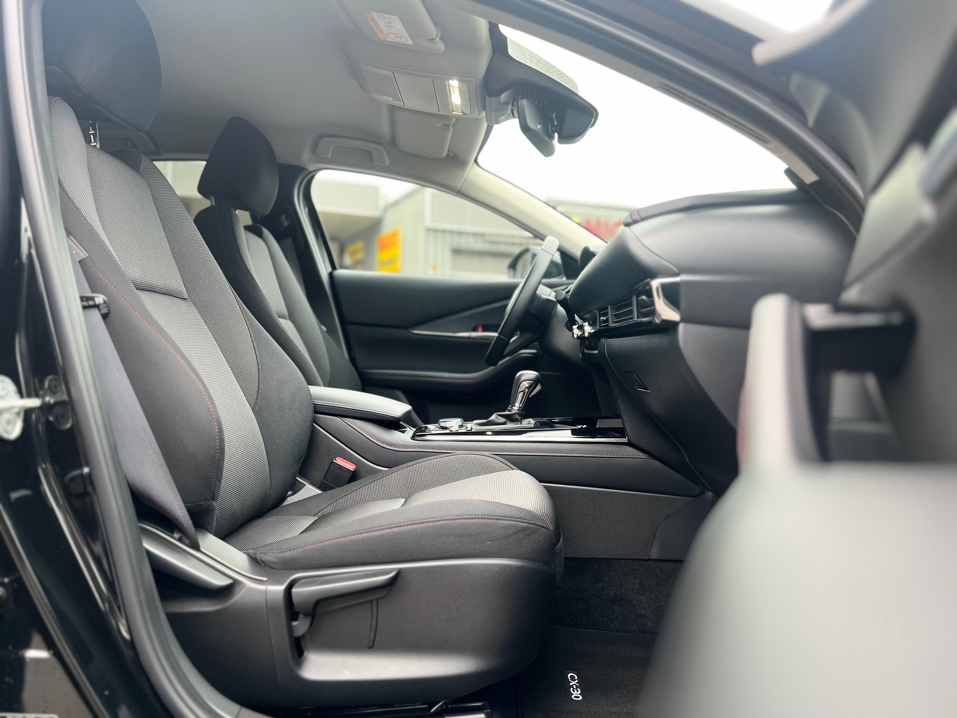 MAZDA CX-30 SKYACTIV-X 186 M Hybrid Homura AWD AT-image-12