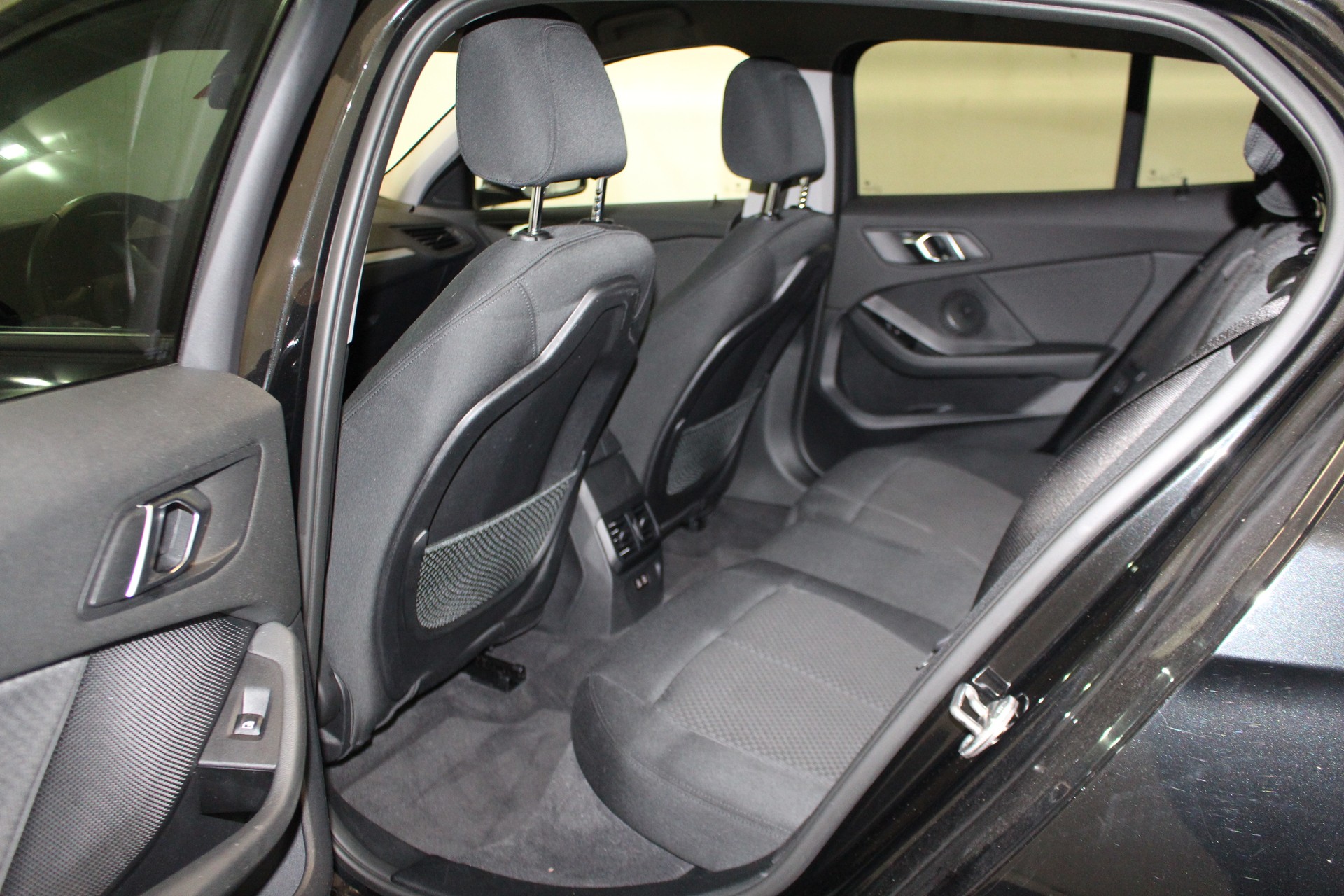 BMW 116d-image-7