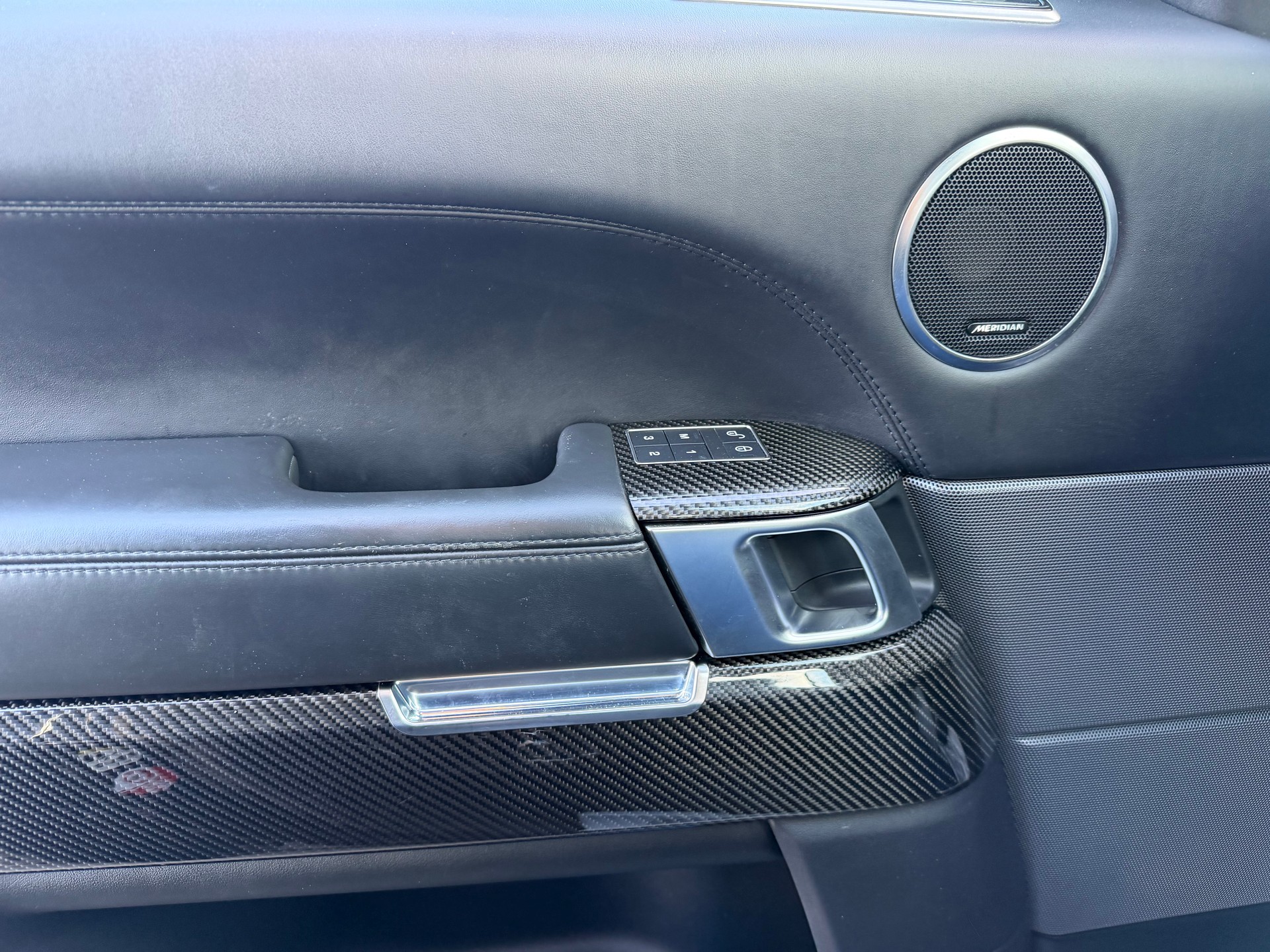 LAND ROVER Range Rover Sport 575 5.0 V8 S/C SVR Automatic-image-17