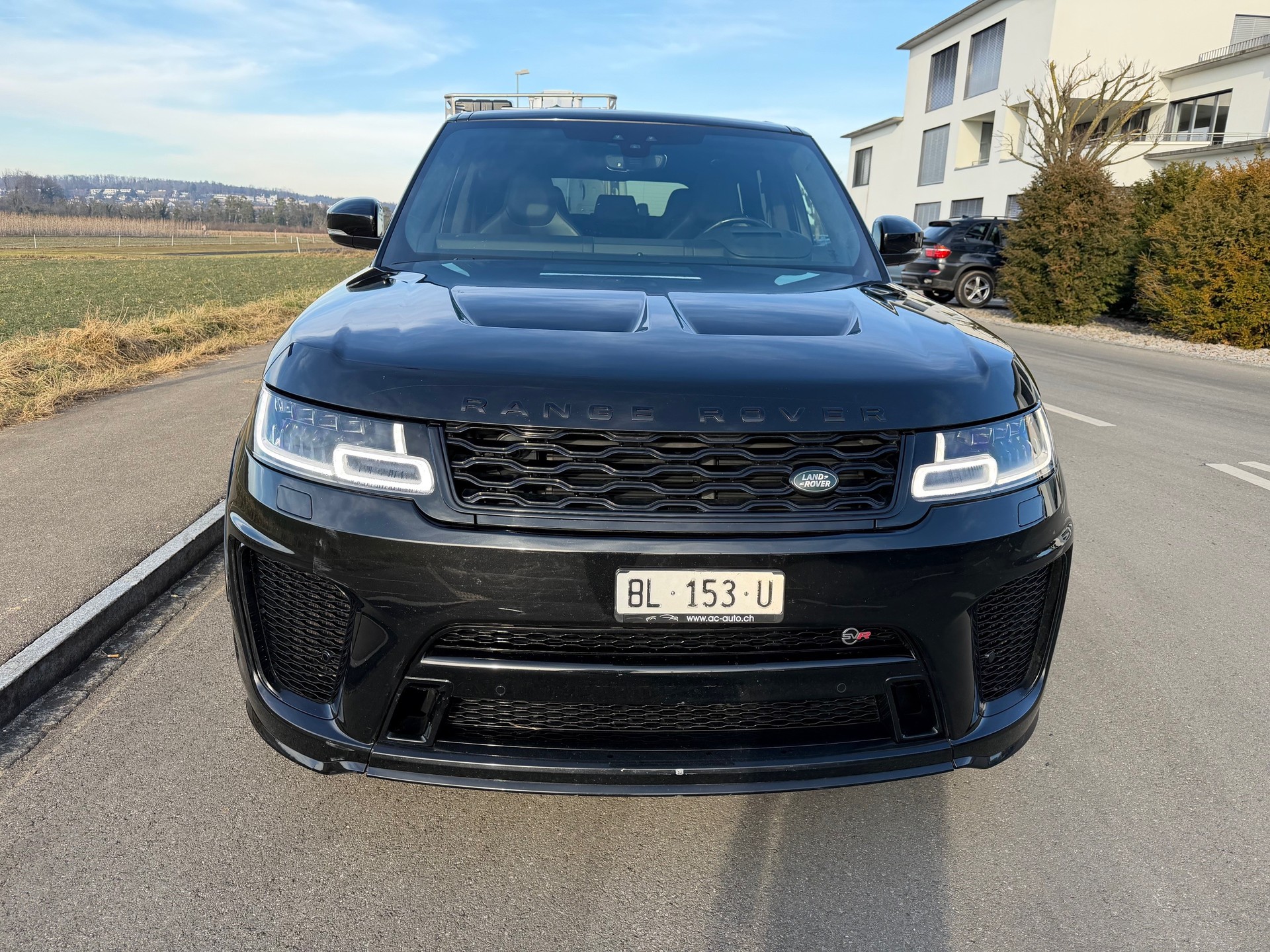 LAND ROVER Range Rover Sport 575 5.0 V8 S/C SVR Automatic-showroom-element-1