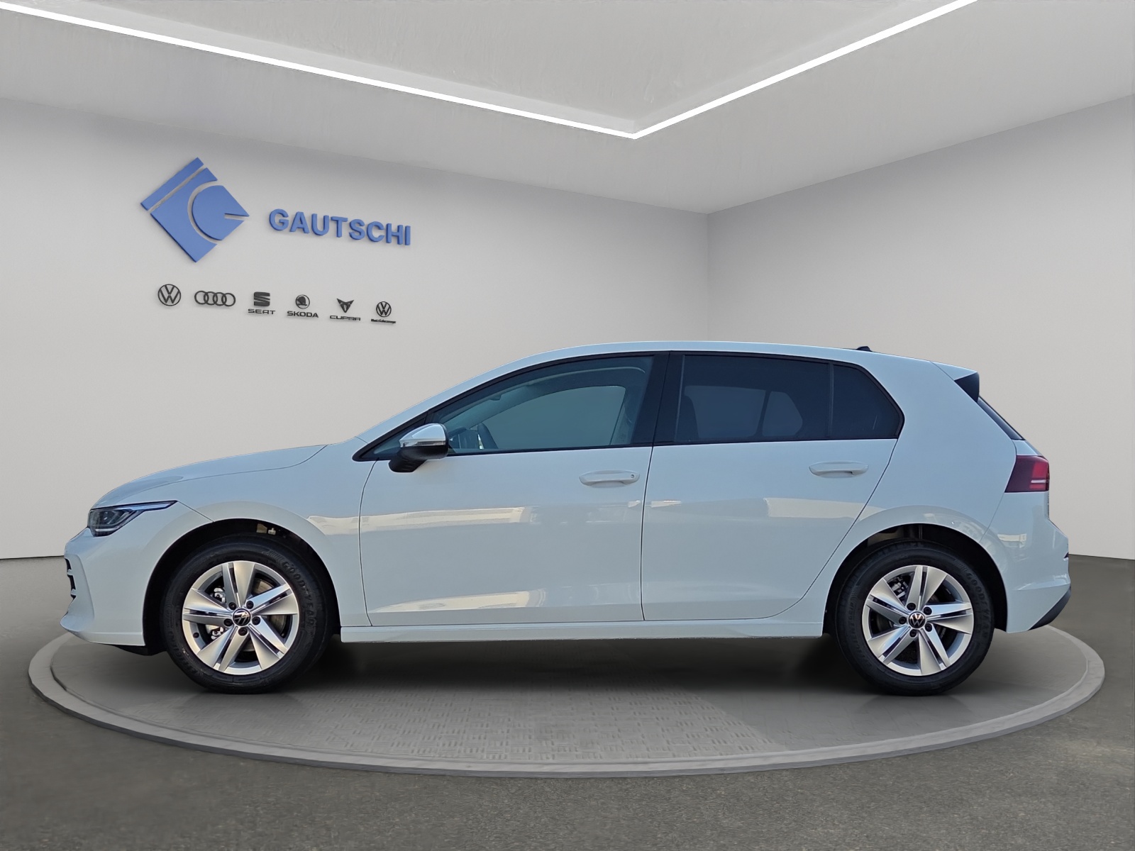 VW Golf 1.5 TSI Basis-image-1