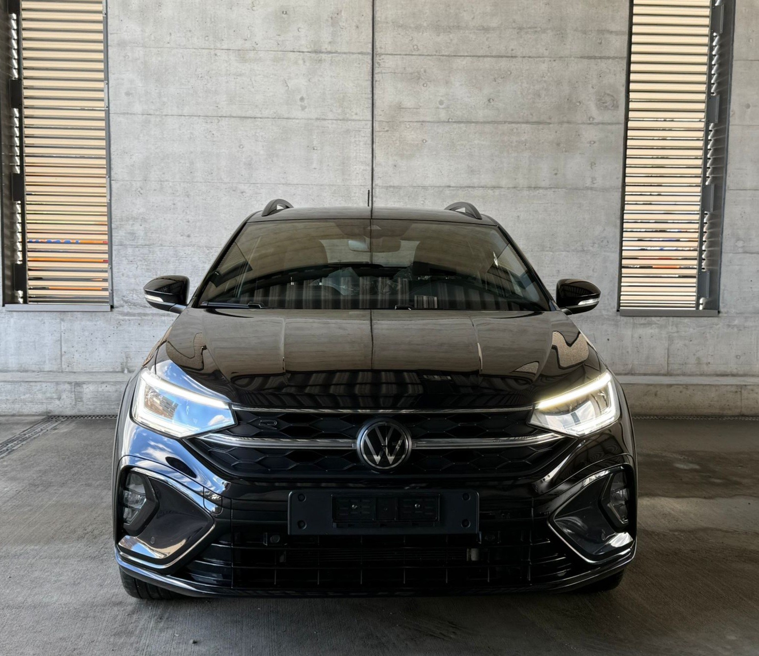 VW Taigo 1.0 TSI R-Line DSG-image-1