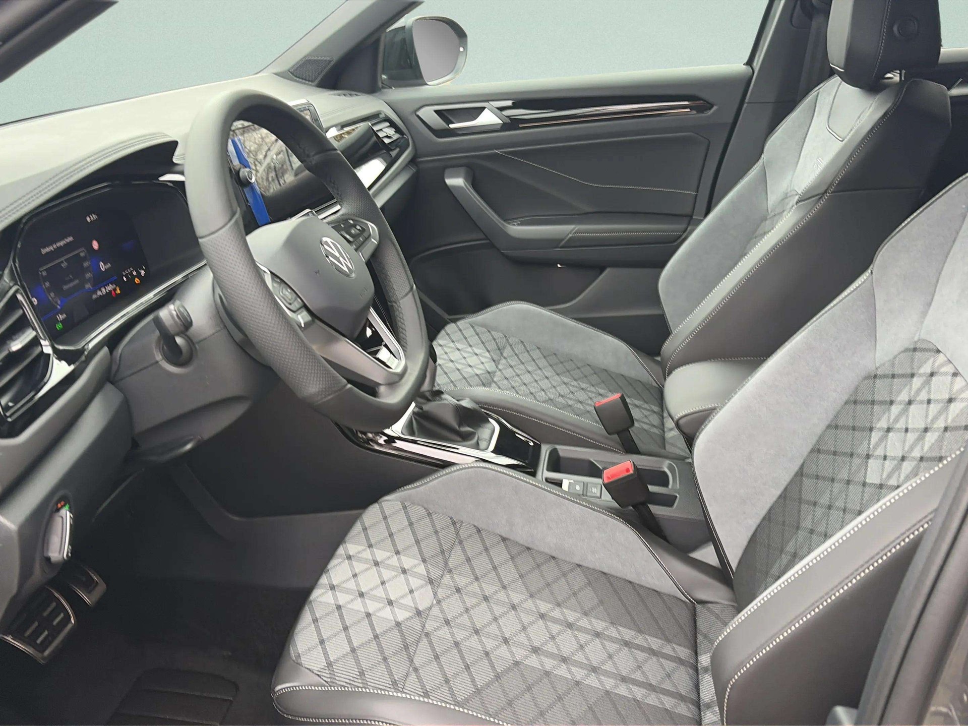 VW T-Roc 1.5 TSI EVO R-Line DSG-image-9