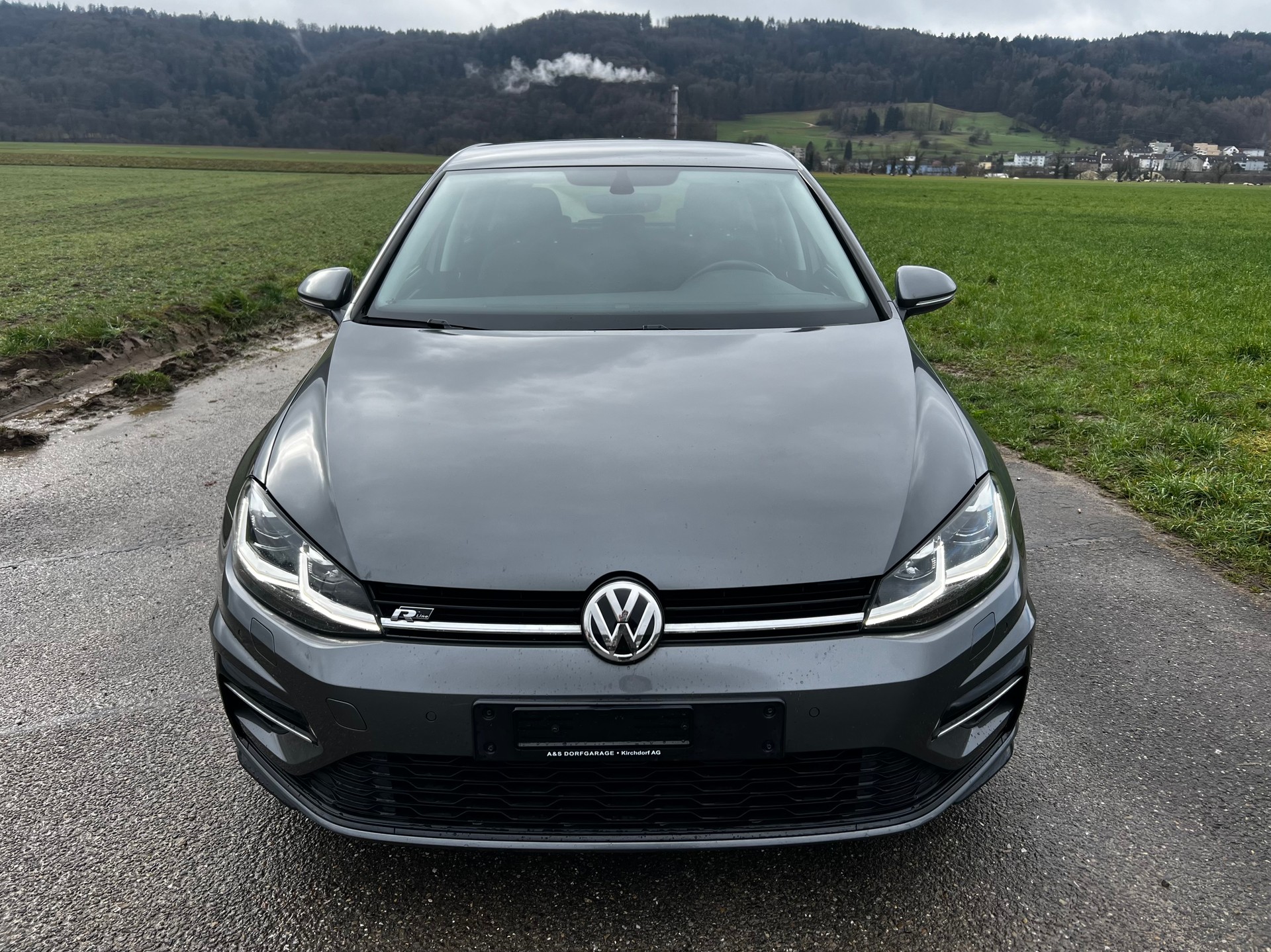 VW Golf 1.0 Tsi R-line-image-7