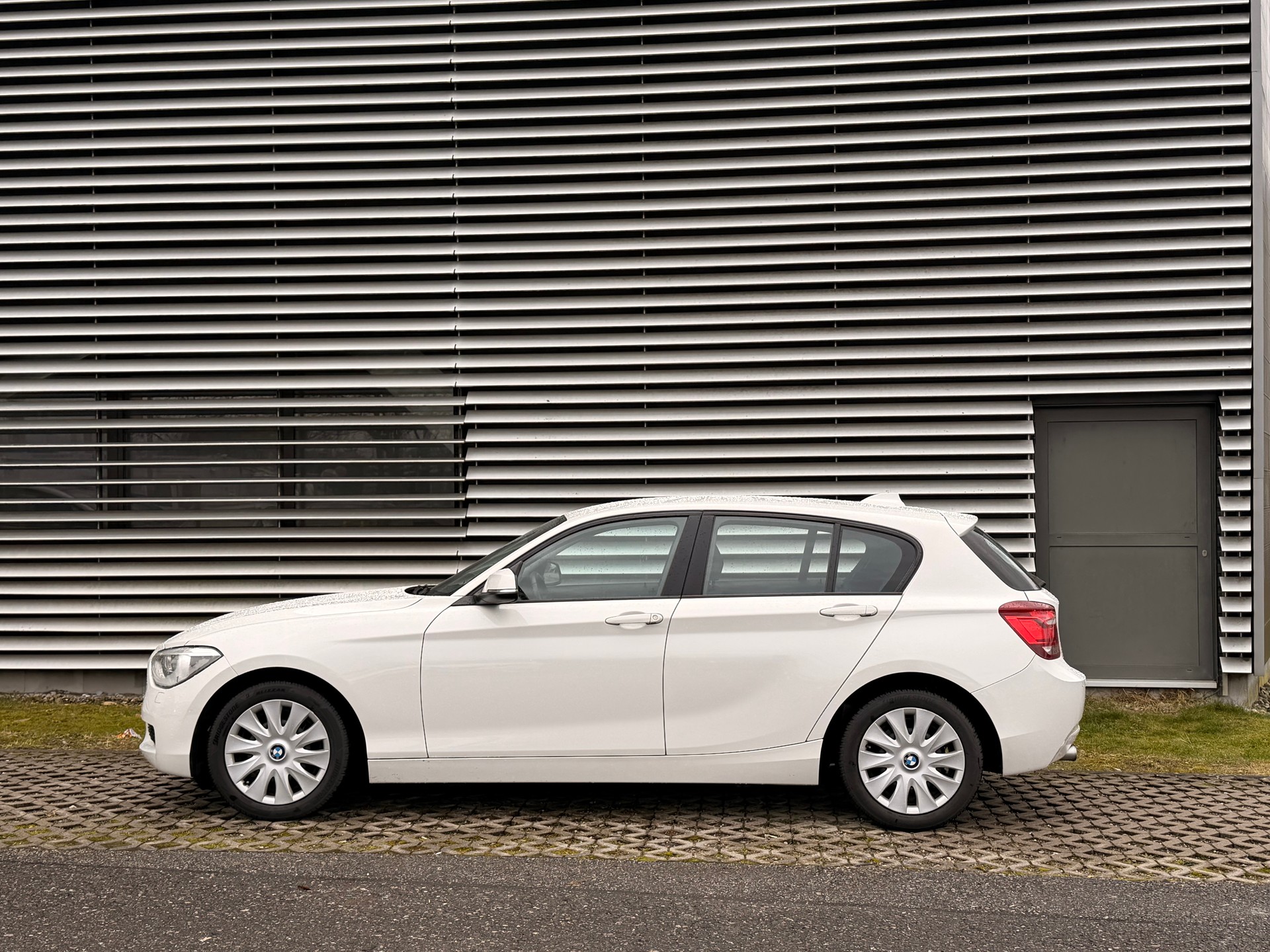 BMW 116i Sport Line-image-2