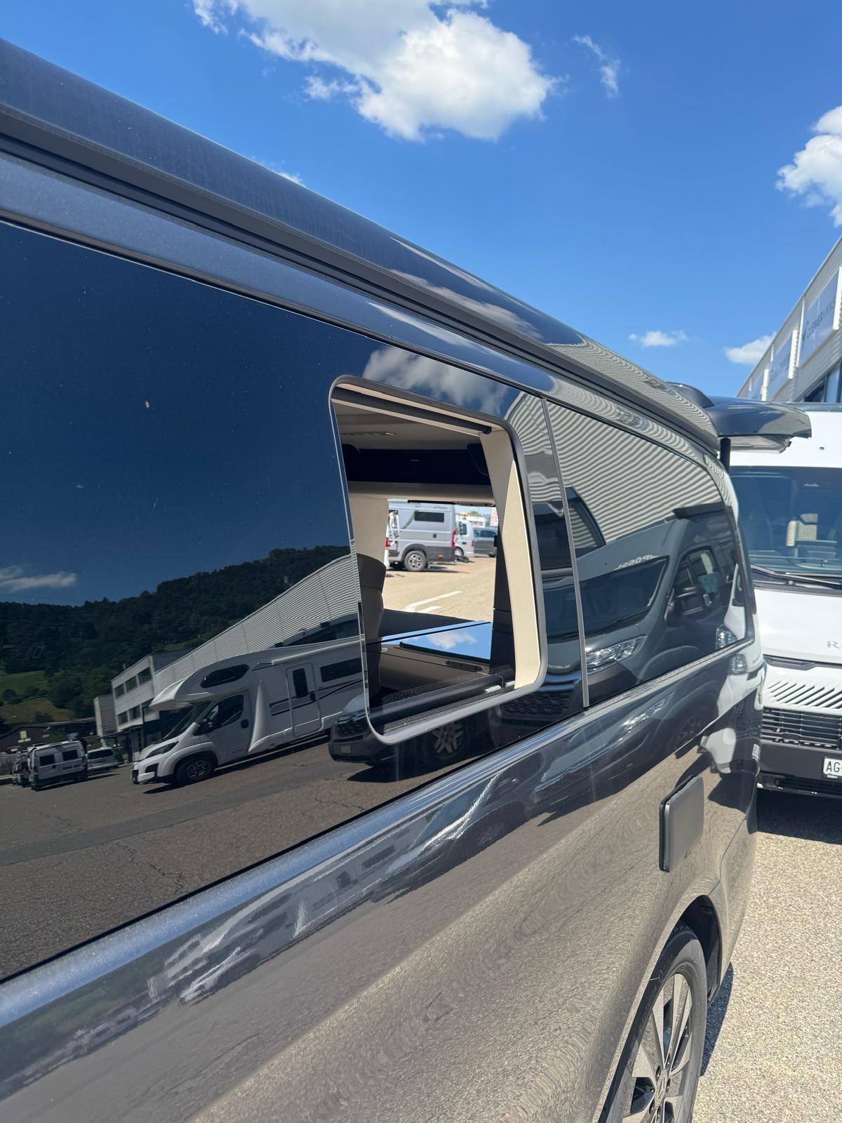 MERCEDES-BENZ Marco Polo 300 d 4M Automat-image-9