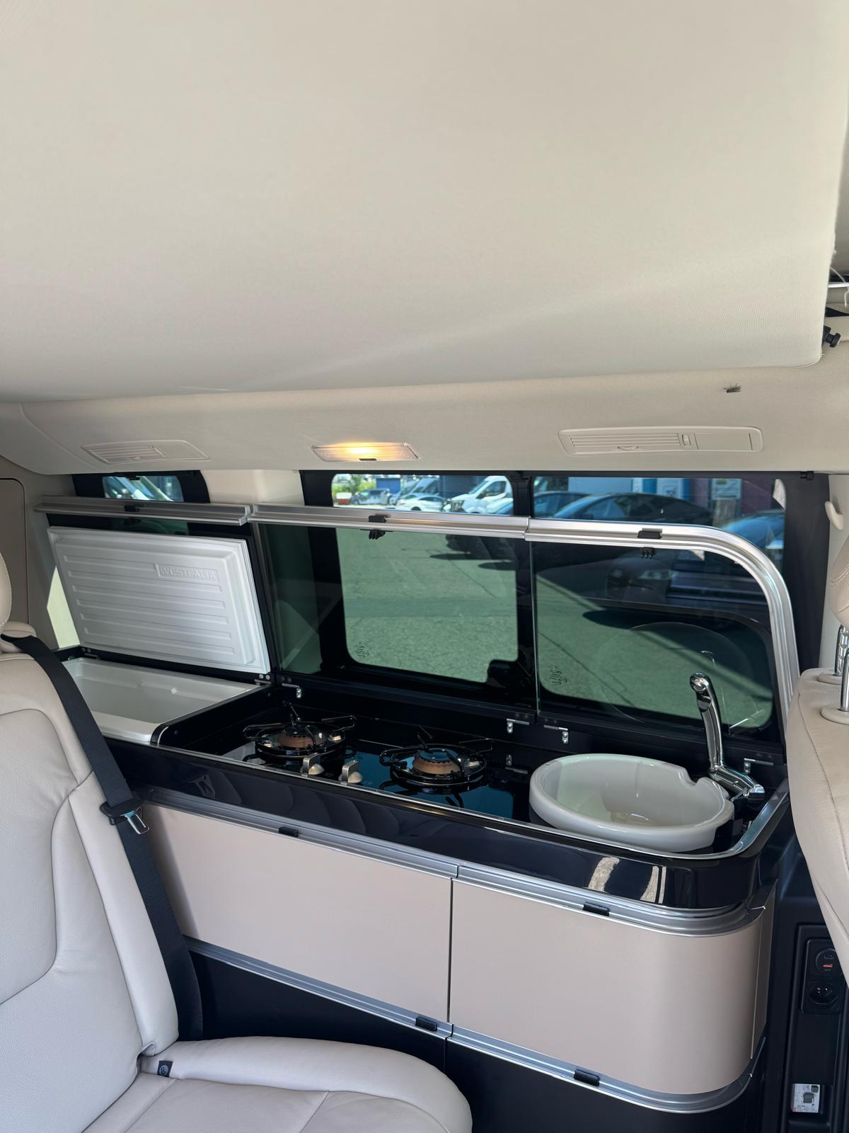 MERCEDES-BENZ Marco Polo 300 d 4M Automat-image-14