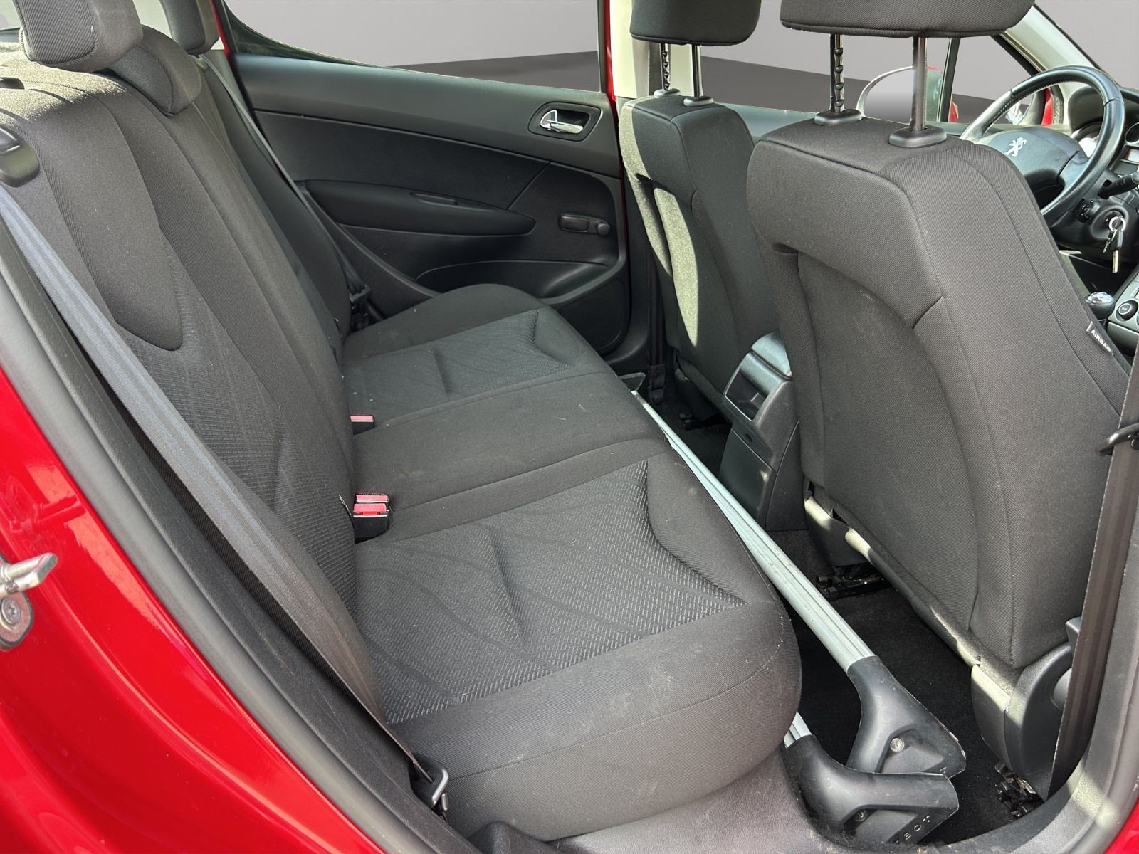 PEUGEOT 308 1.6 HDI Access-image-15