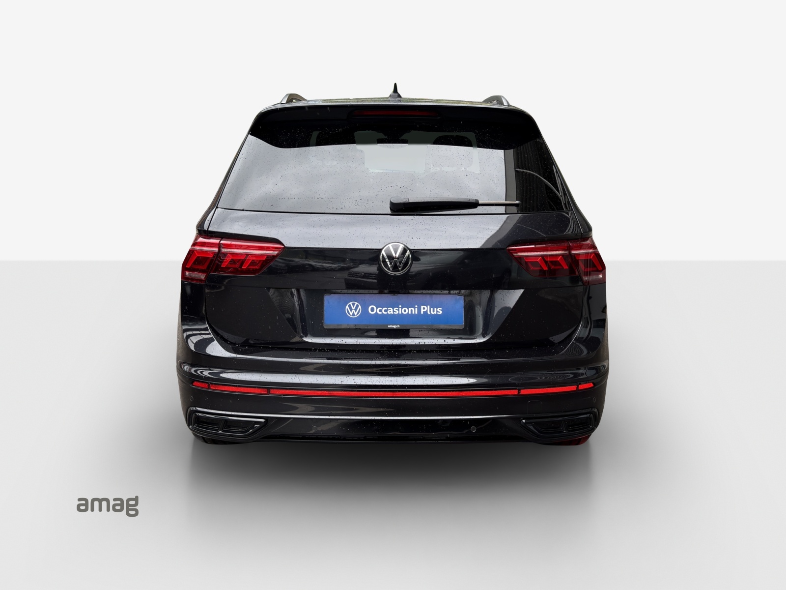 VW Tiguan 2.0TSI R-Line 4Motion DSG-image-3