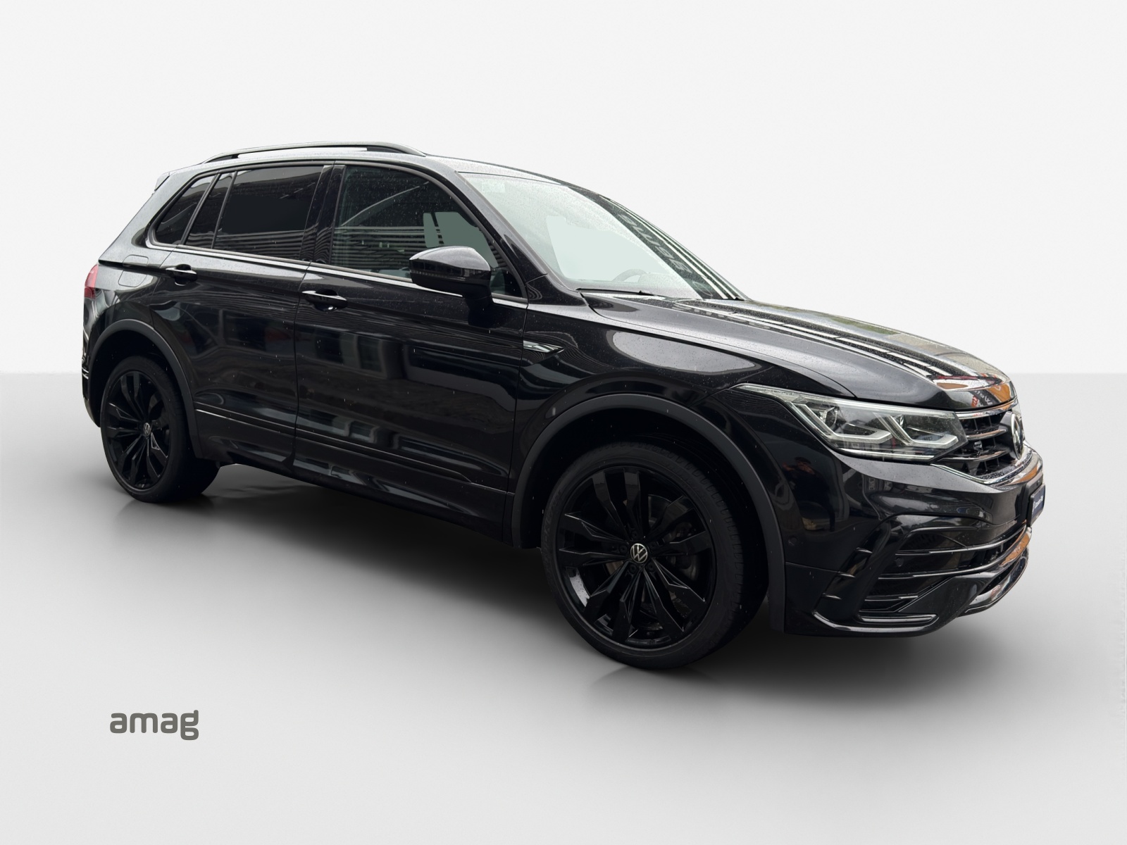 VW Tiguan 2.0TSI R-Line 4Motion DSG-image-5