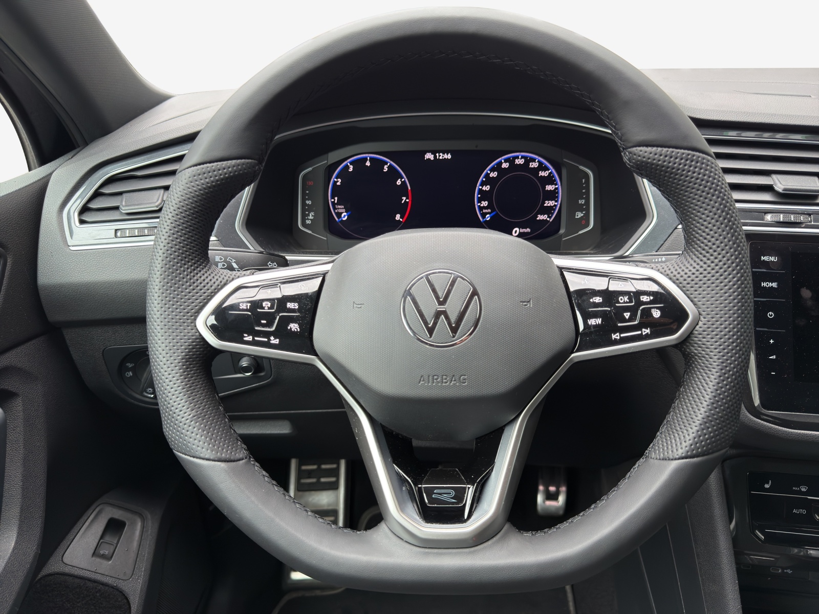 VW Tiguan 2.0TSI R-Line 4Motion DSG-image-9