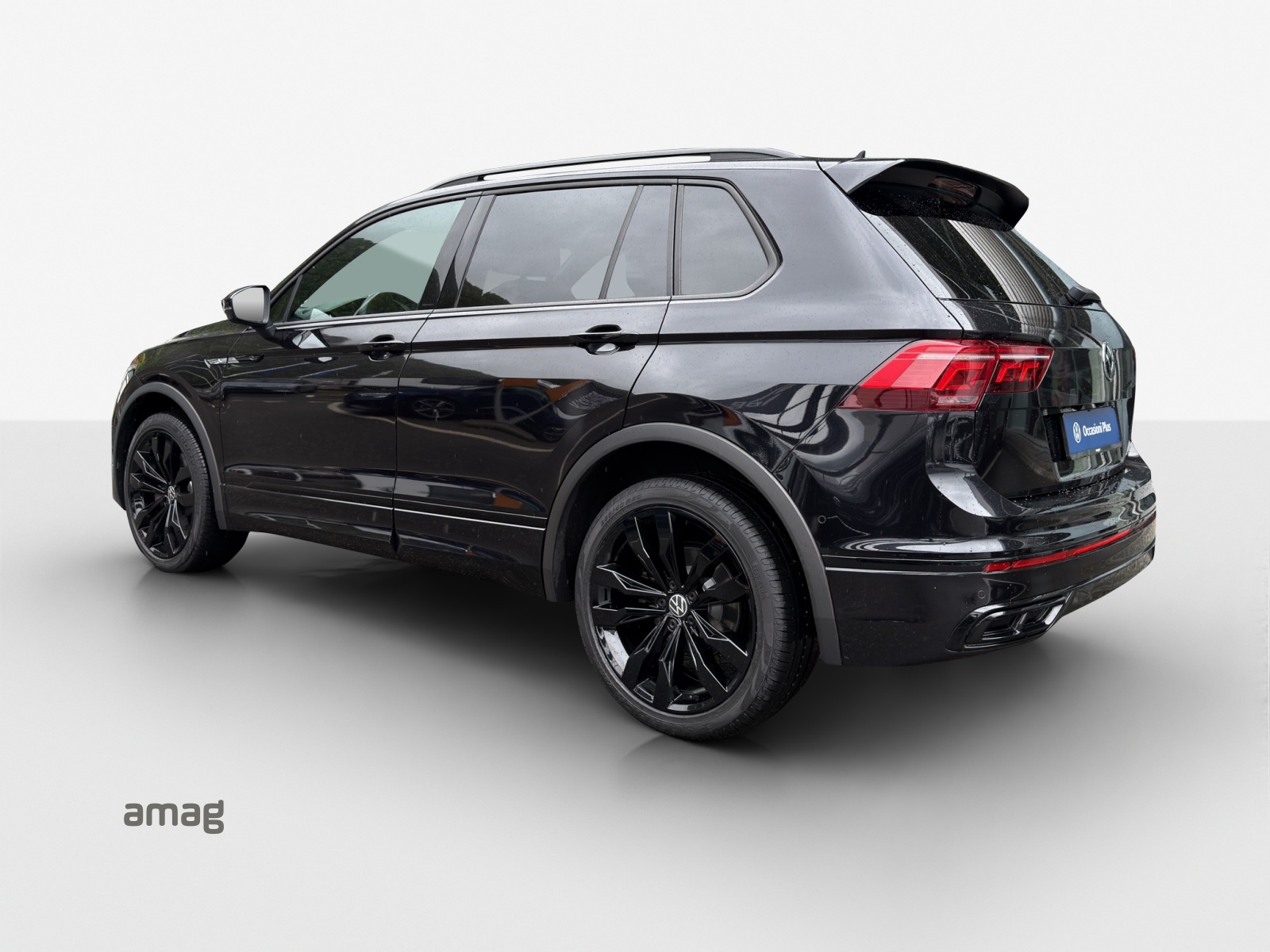 VW Tiguan 2.0TSI R-Line 4Motion DSG-image-2