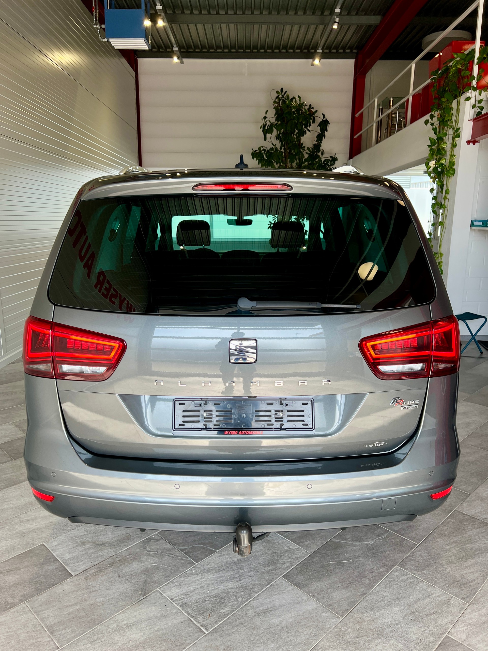 SEAT Alhambra 2.0 TDI FR Line 4Drive-image-5