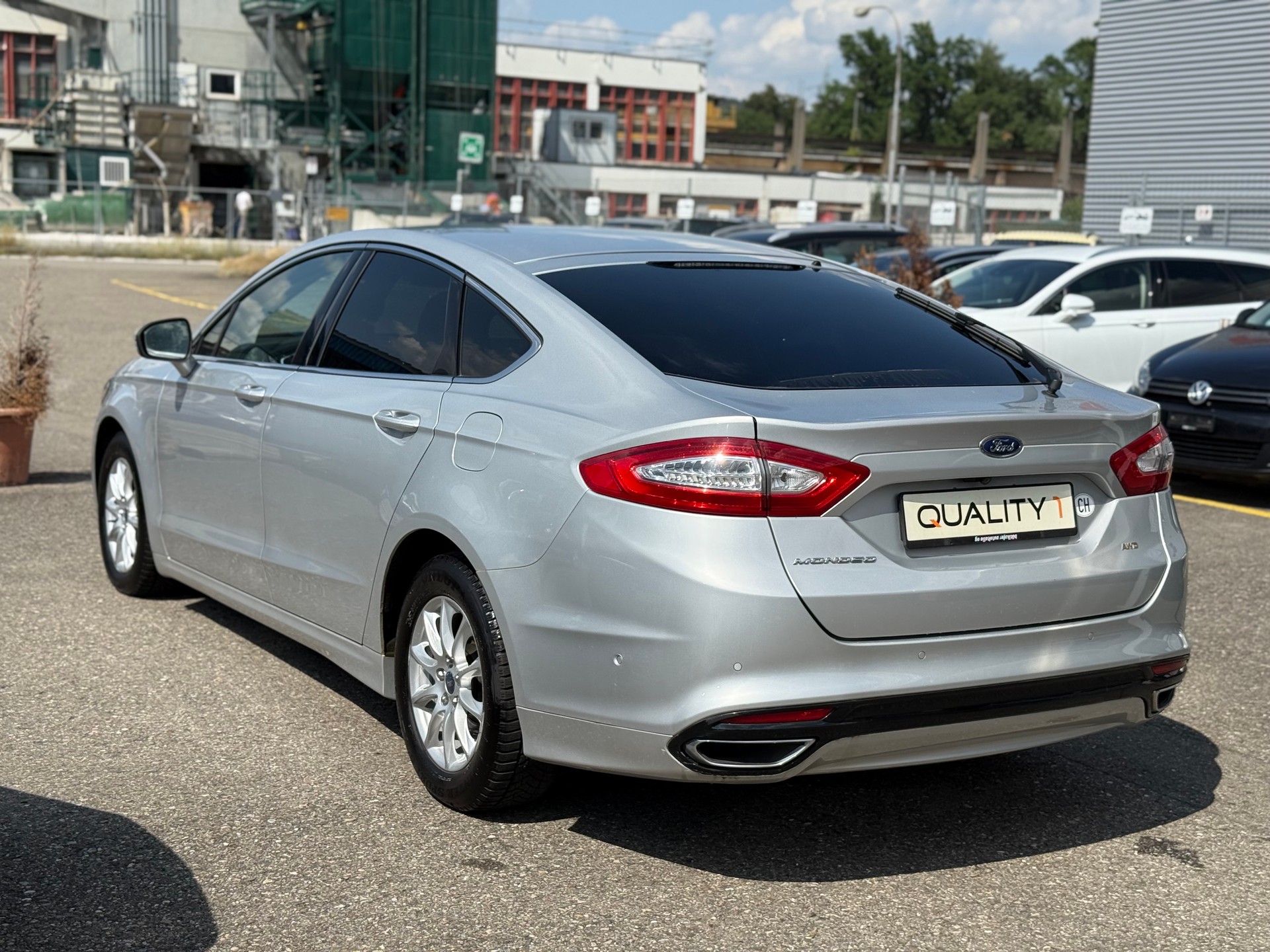 FORD Mondeo 2.0 TDCi Titanium AWD PowerShift-image-1