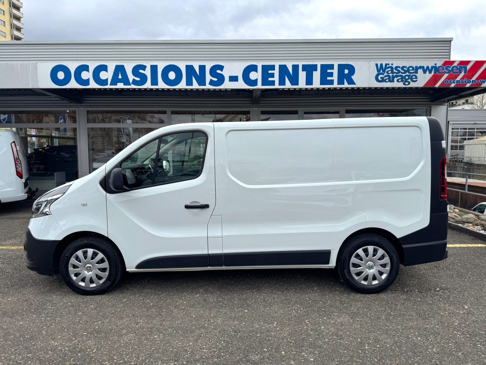 RENAULT Trafic Ene dCi120 2.0 Bus L1H1-image-12