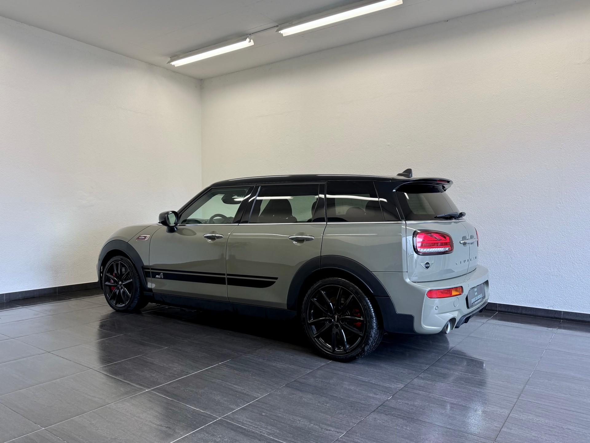 MINI Clubman Cooper John Cooper Works ALL4 Steptronic-image-8