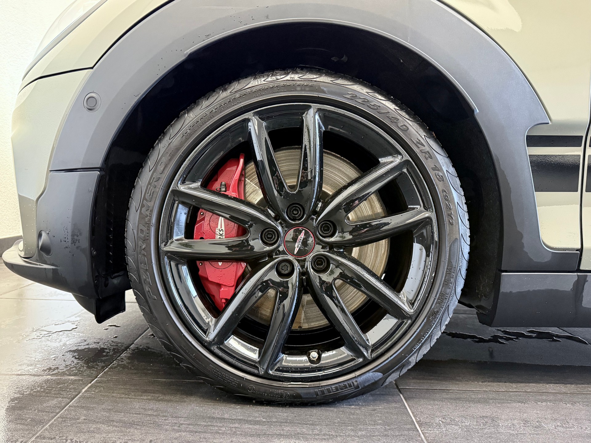 MINI Clubman Cooper John Cooper Works ALL4 Steptronic-image-5