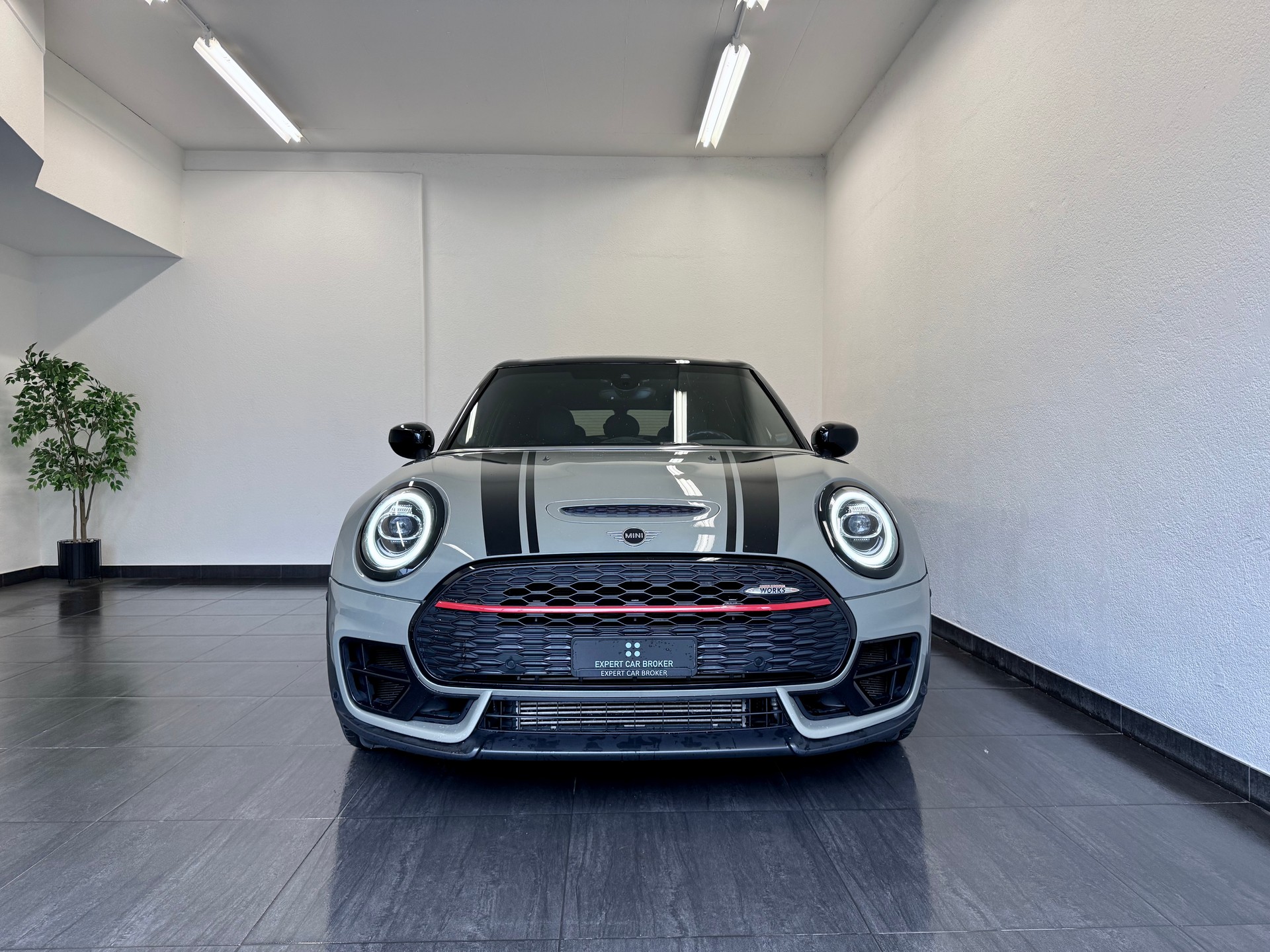 MINI Clubman Cooper John Cooper Works ALL4 Steptronic-showroom-element-3