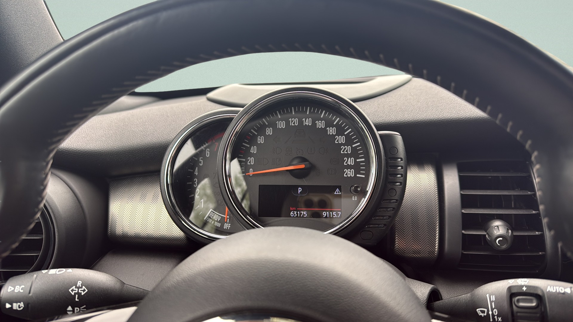 MINI Cooper Cabriolet Steptronic-image-16