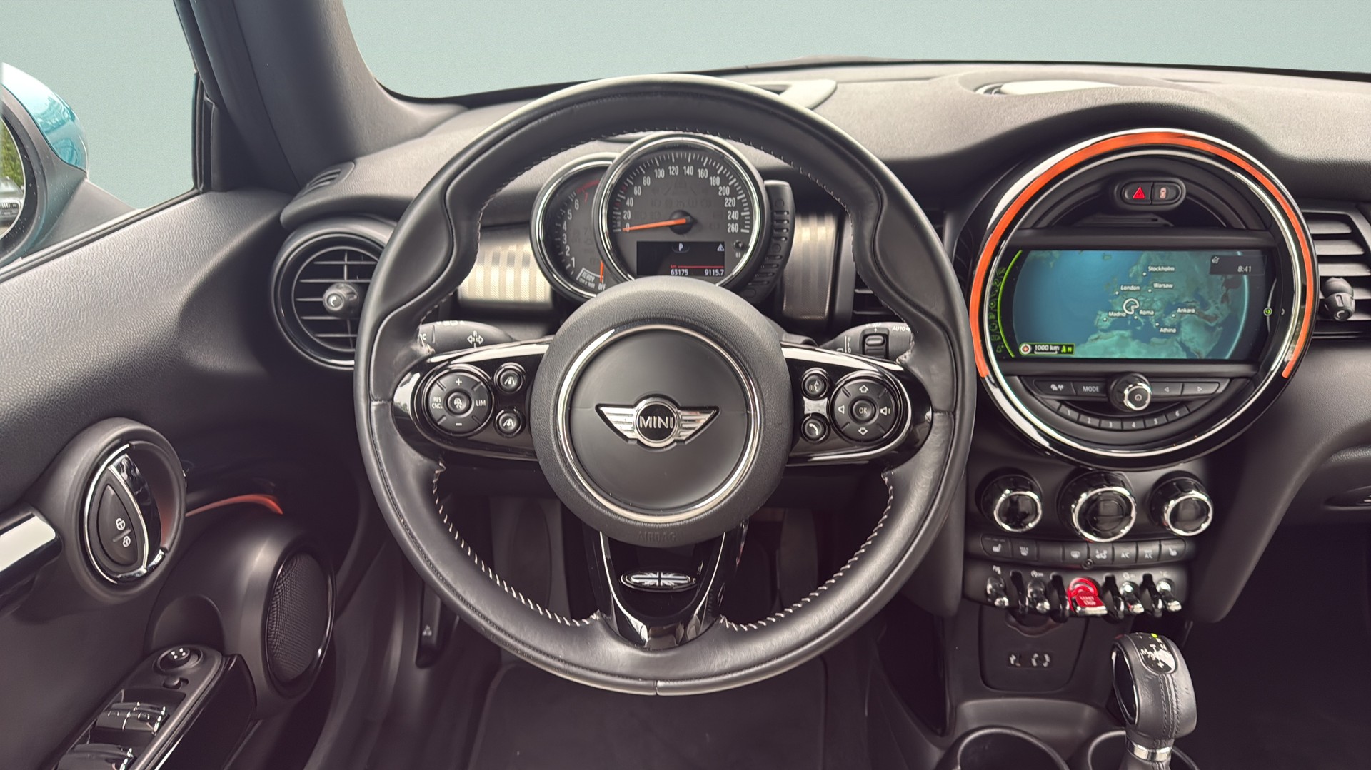 MINI Cooper Cabriolet Steptronic-image-15