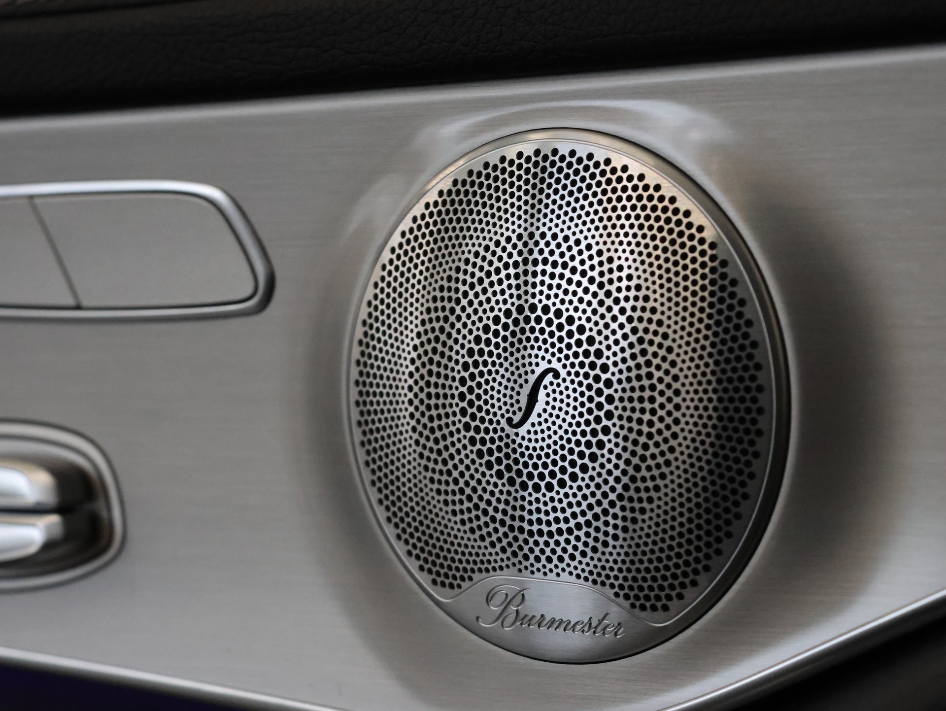 MERCEDES-BENZ GLC Coupé 300 e AMG Line 9G-Tronic *Pano* *360° Kamera* *Burmester*-image-31