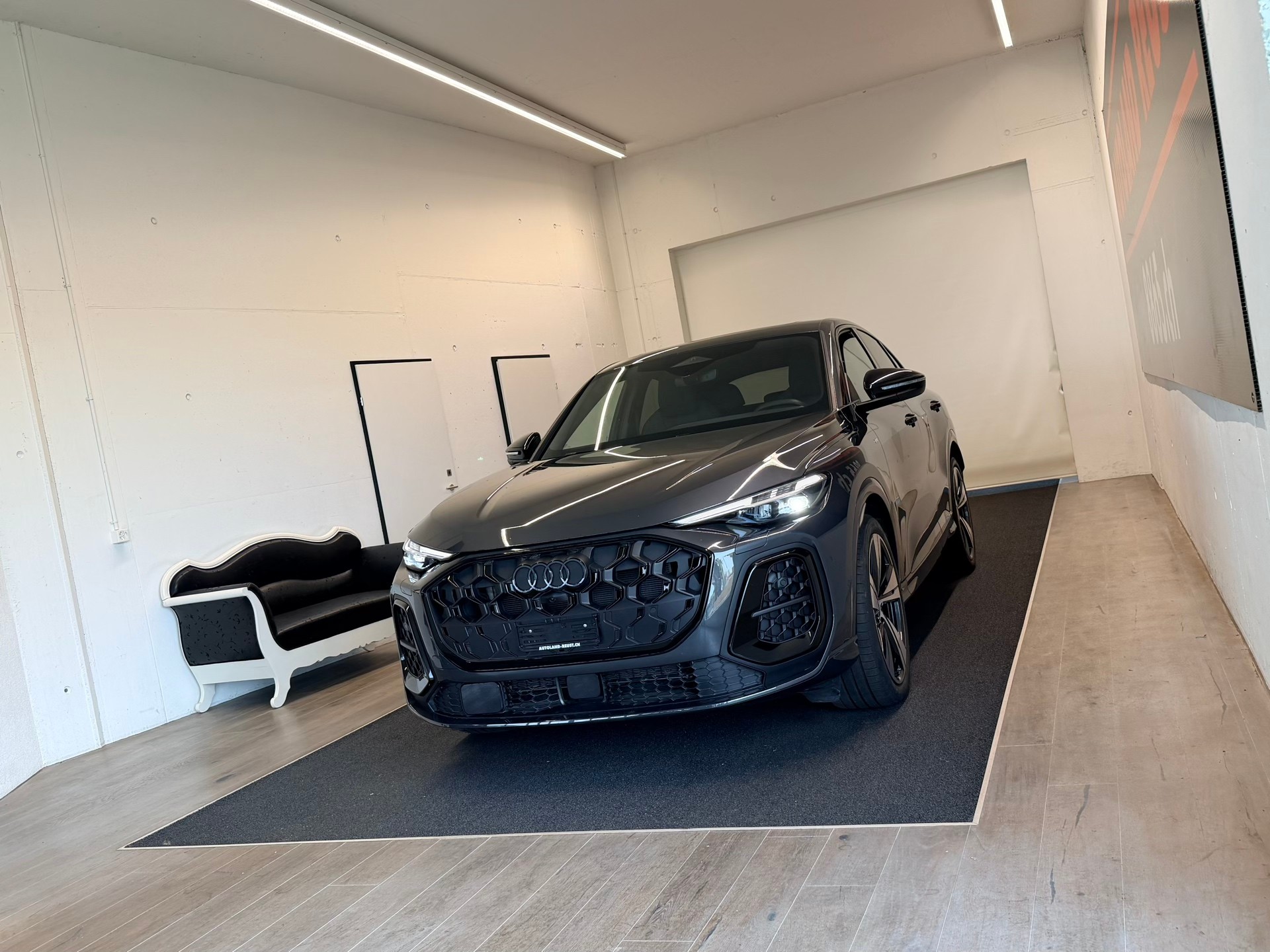 AUDI Q5 Sportback S Line TFSI quattro 150 kW S-tronic-image-2