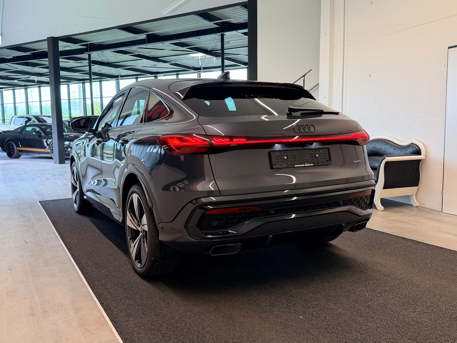 AUDI Q5 Sportback S Line TFSI quattro 150 kW S-tronic-image-7