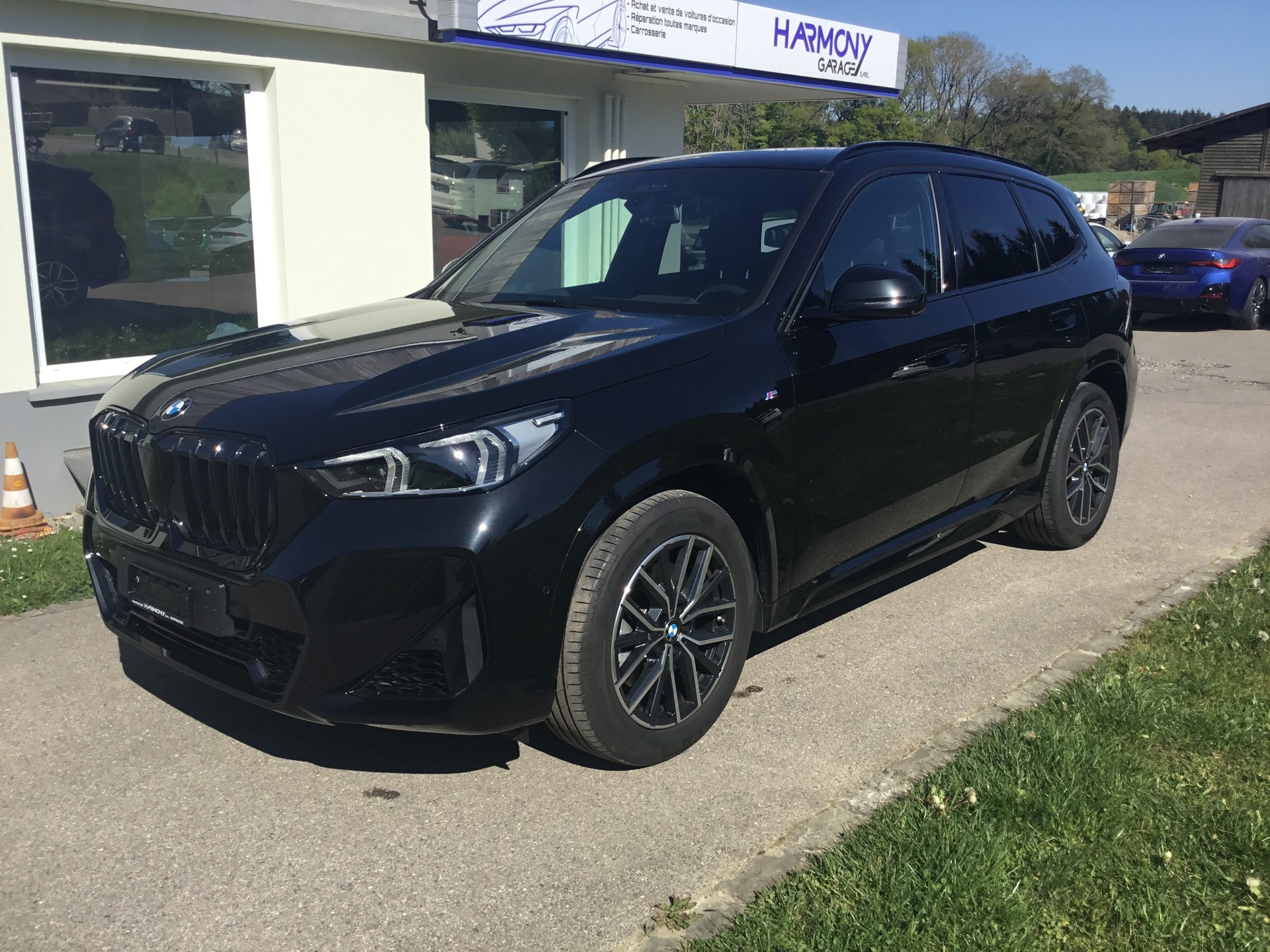 BMW X1 xDrive 23i 48V M Sport-image-0