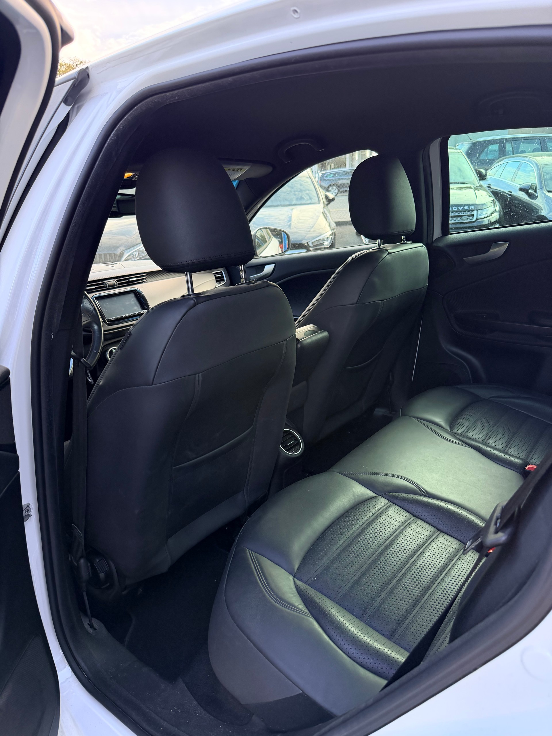 ALFA ROMEO Giulietta 1750 TBi Veloce TCT-image-8