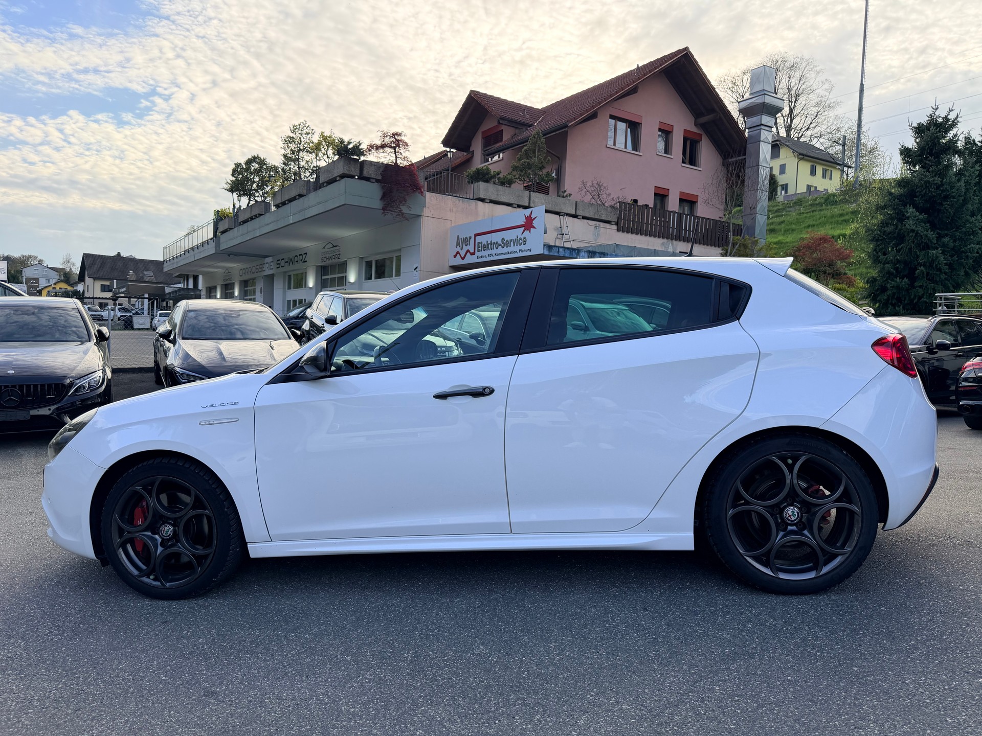 ALFA ROMEO Giulietta 1750 TBi Veloce TCT-image-5