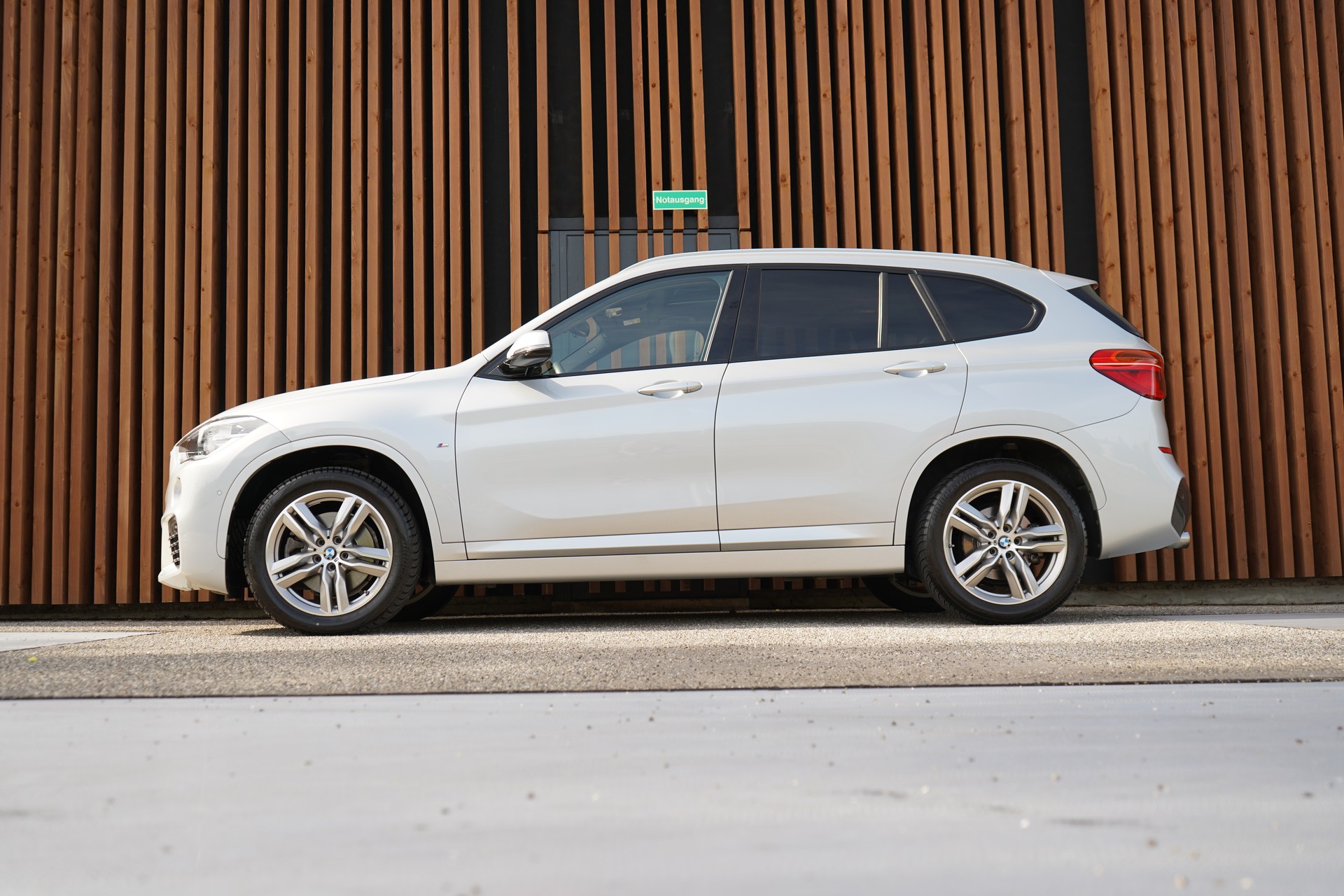 BMW X1 xDRIVE 25i M SPORT STEPTRONIC l 231 PS-image-5