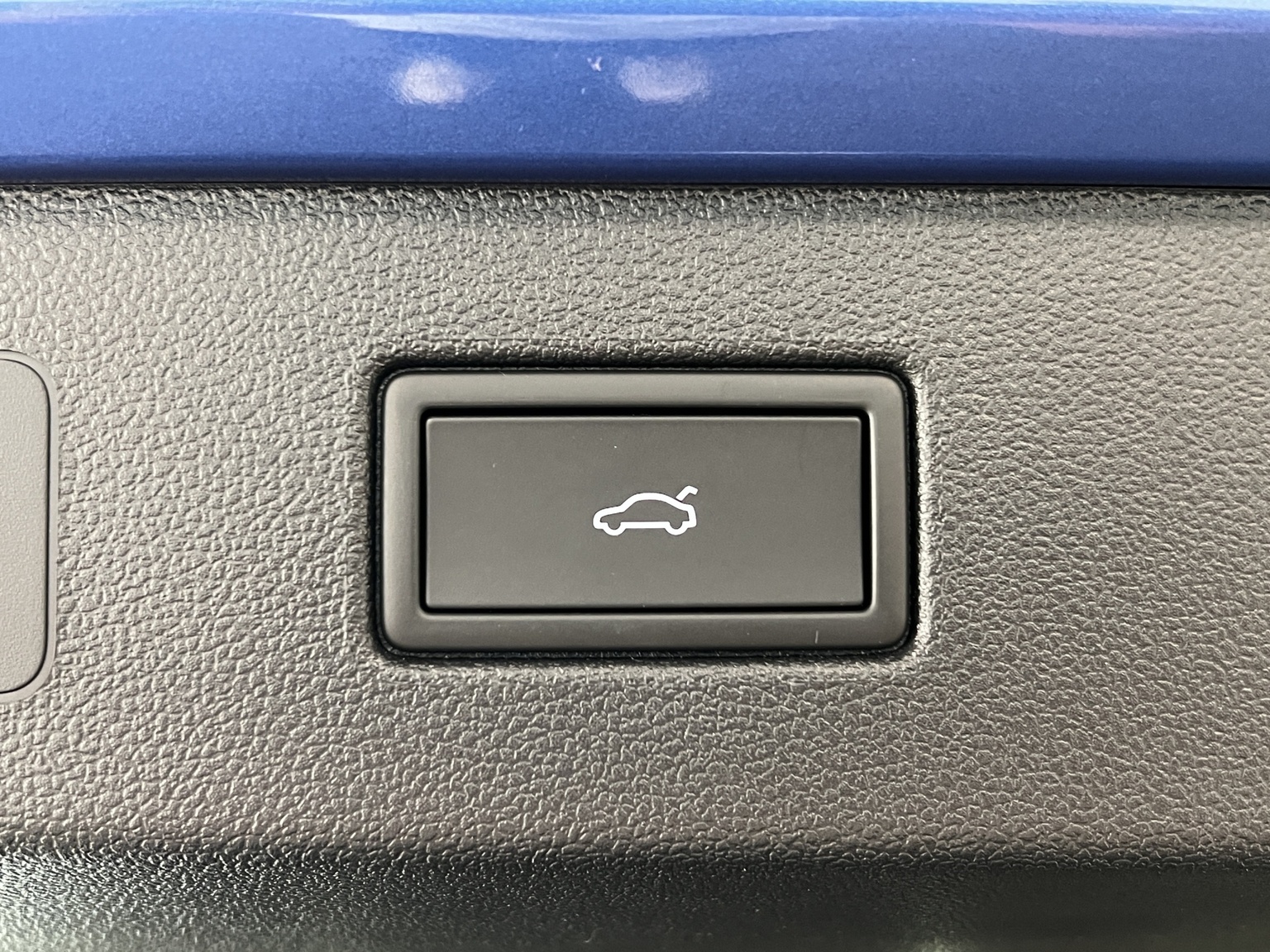 VW T-Roc 1.5 eTSI mHEV R-Line DSG-image-13