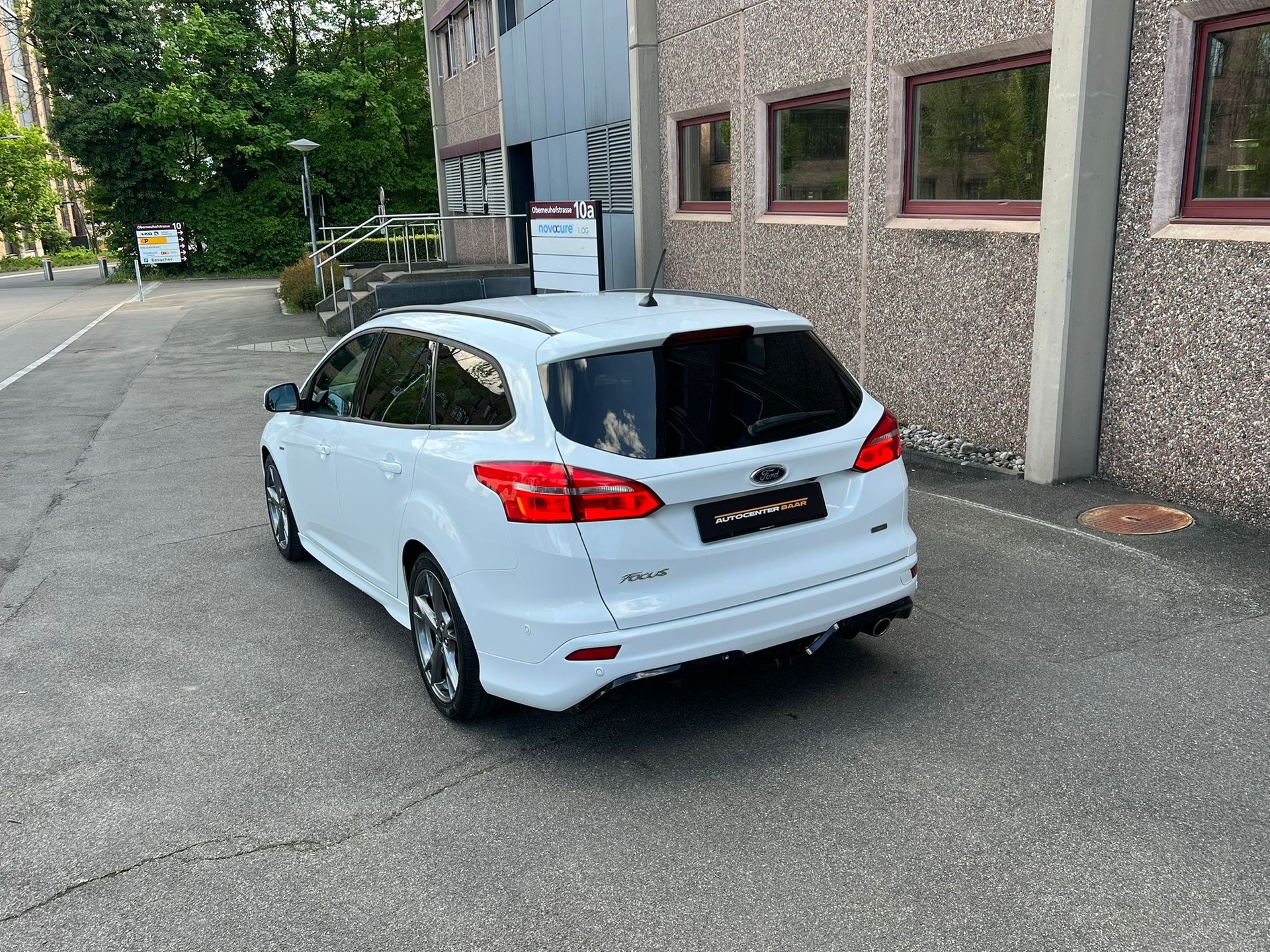 FORD Focus 1.5 SCTi ST Line Automatic-image-6