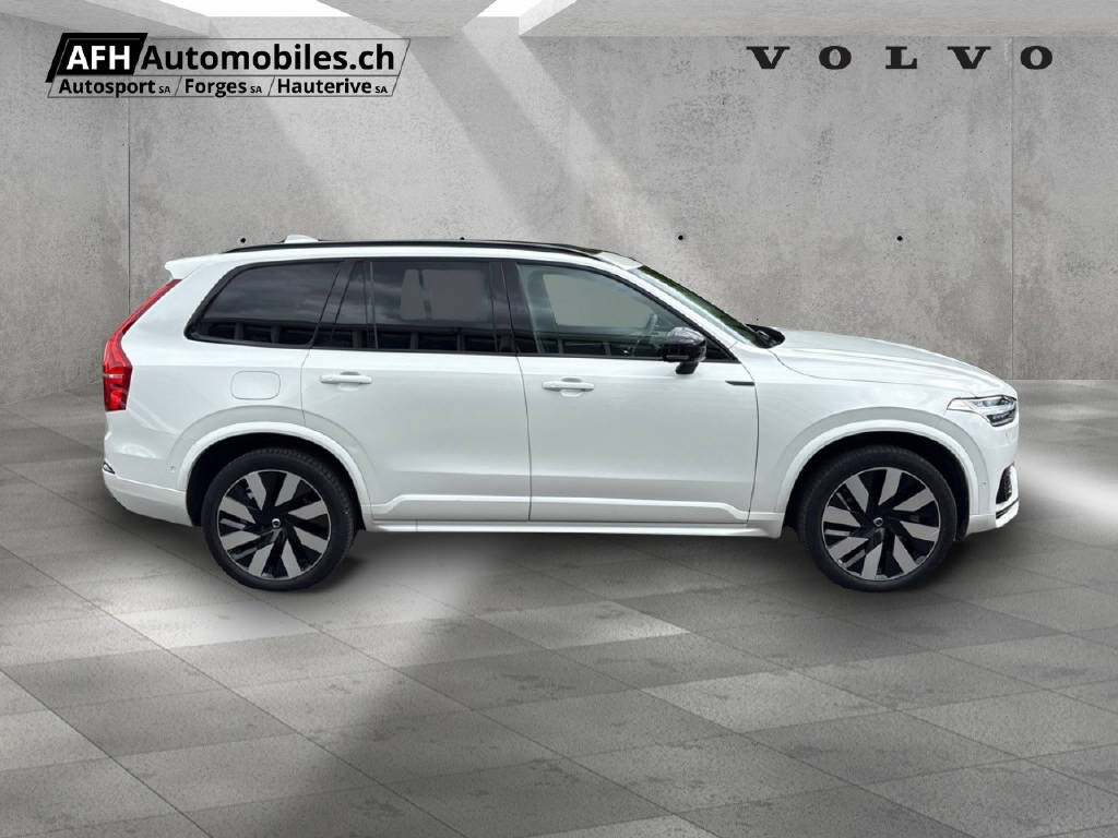 VOLVO XC90 T8 eAWD Ultim Dark-image-4