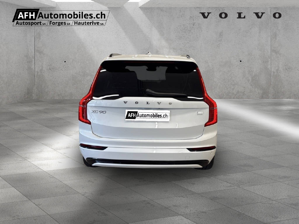 VOLVO XC90 T8 eAWD Ultim Dark-image-7