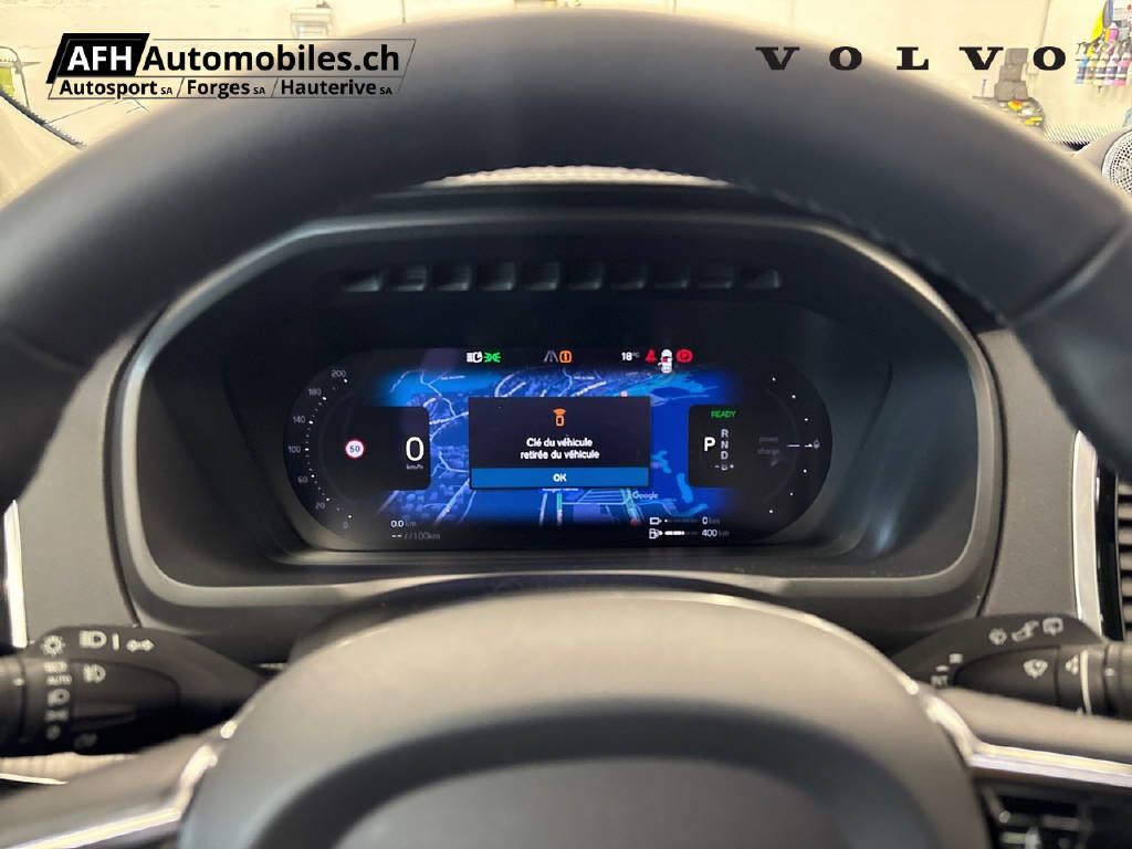 VOLVO XC90 T8 eAWD Ultim Dark-image-16