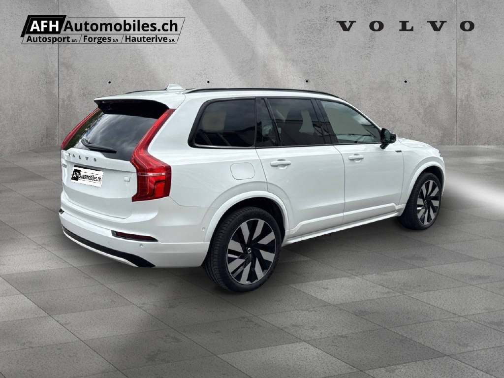 VOLVO XC90 T8 eAWD Ultim Dark-image-5