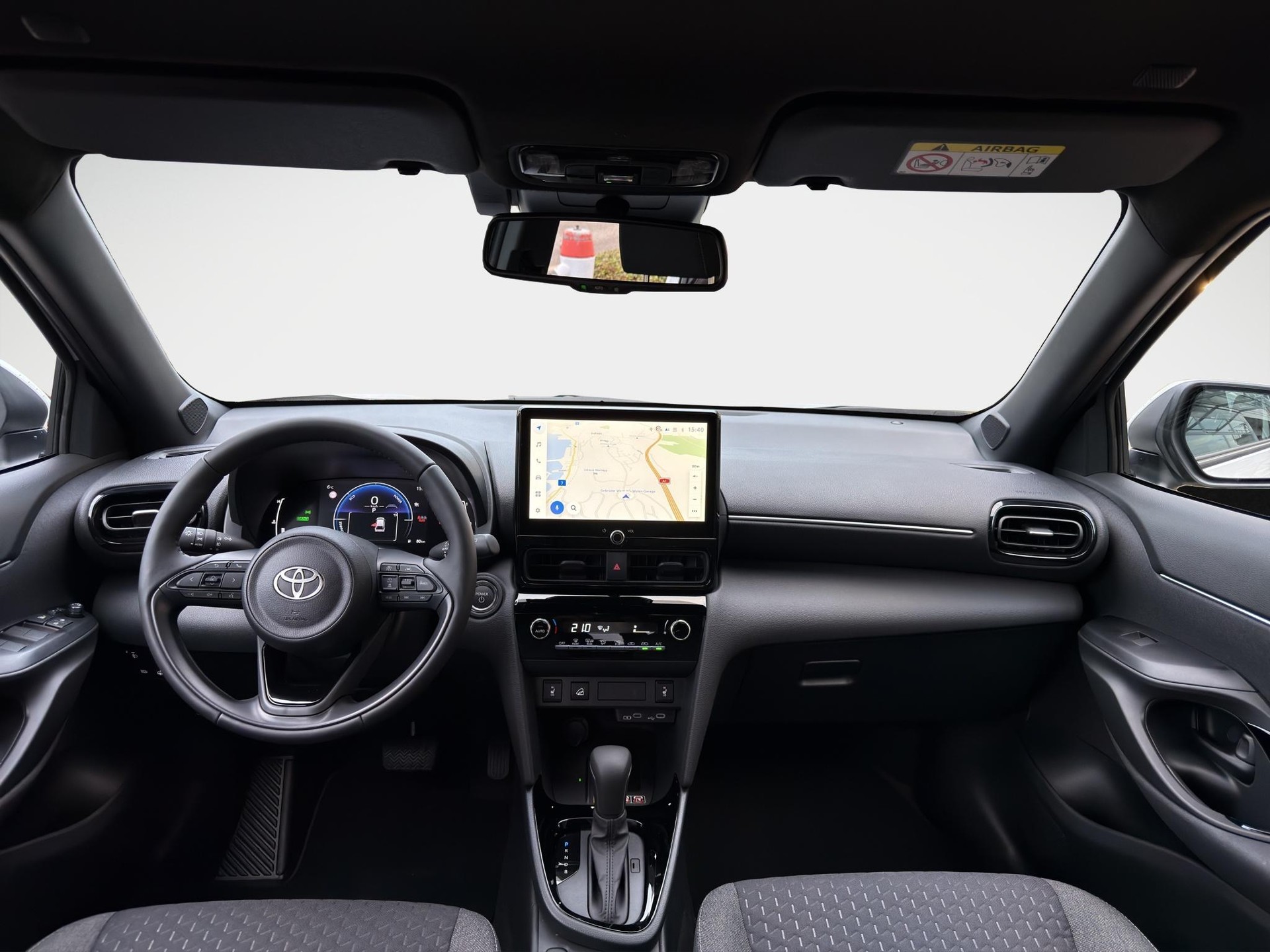 TOYOTA Yaris Cross 1.5 VVT-i HSD Trend AWD-i-image-11
