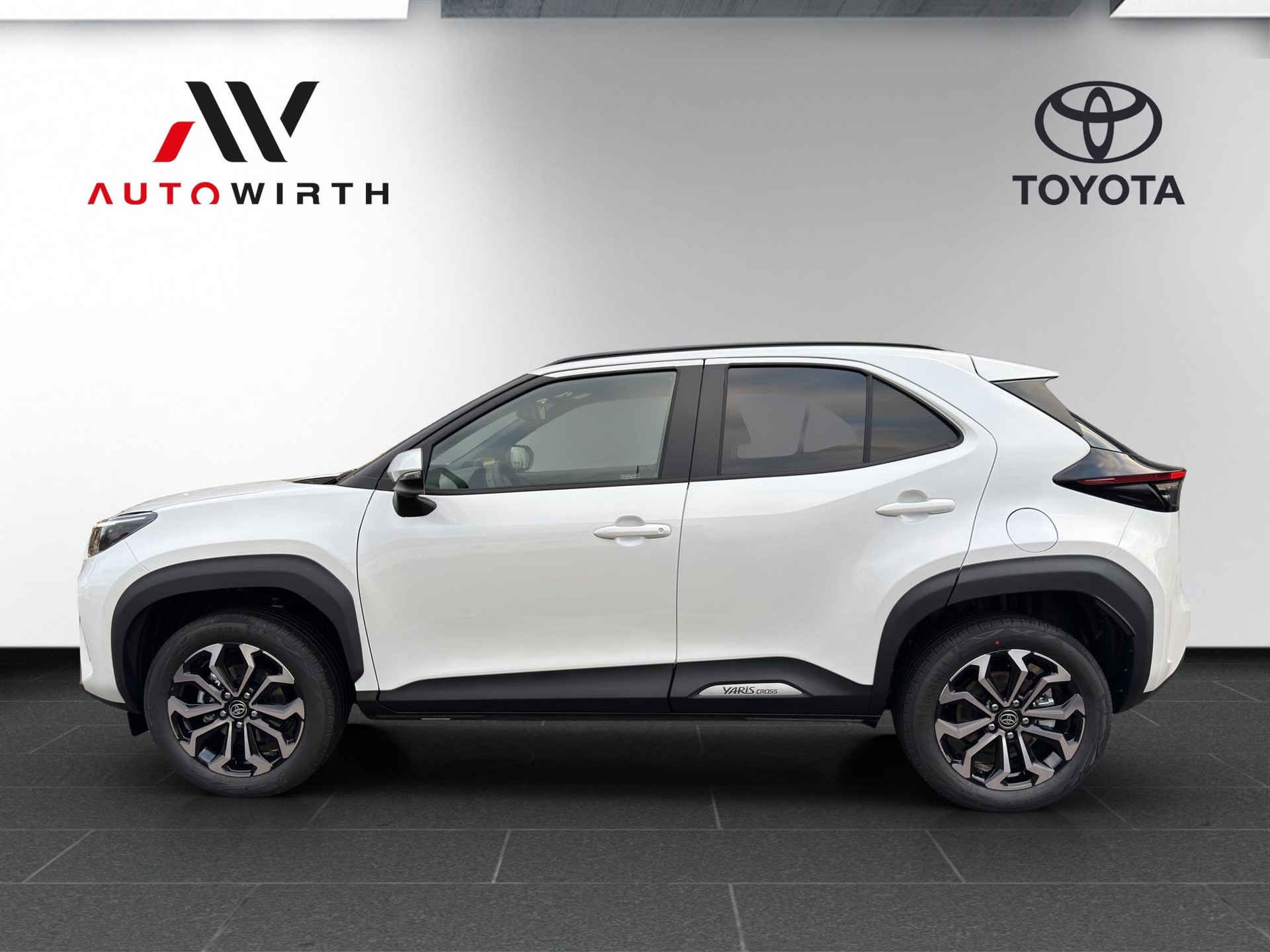 TOYOTA Yaris Cross 1.5 VVT-i HSD Trend AWD-i-image-7