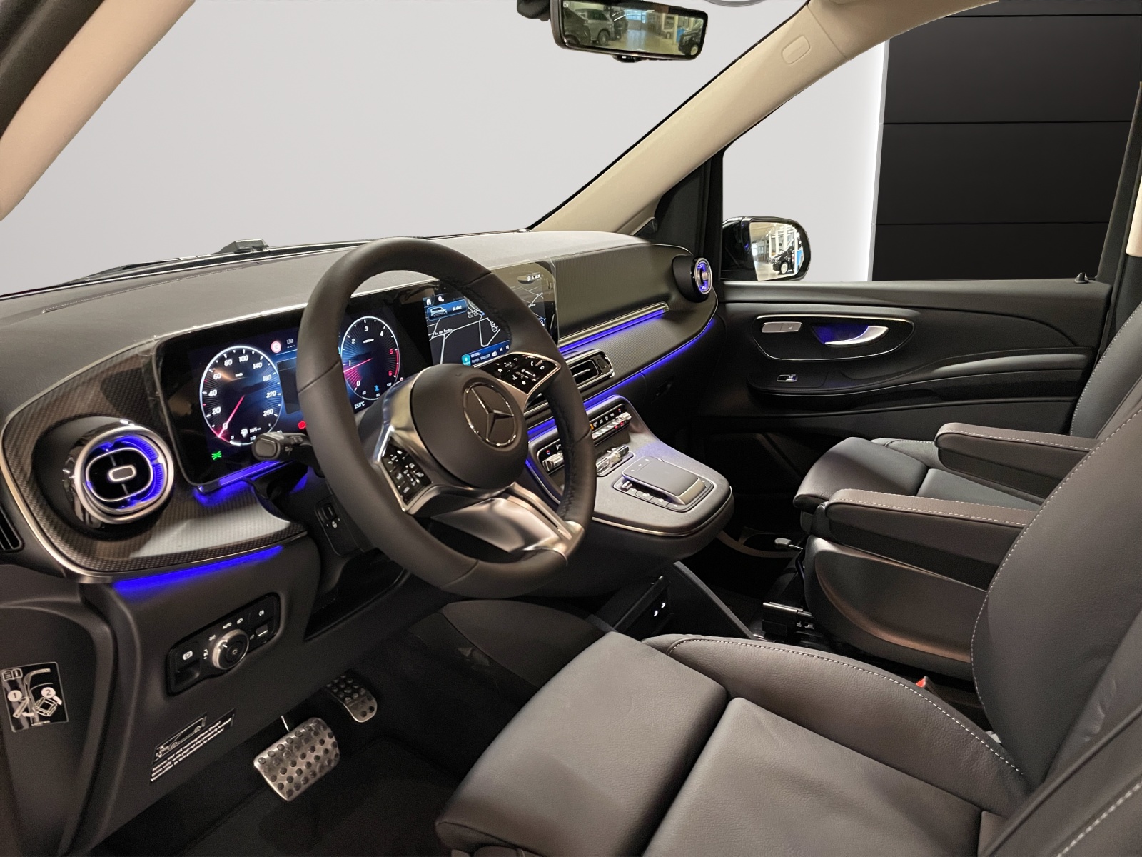 MERCEDES-BENZ Marco Polo 300 d 4M Automat-image-4