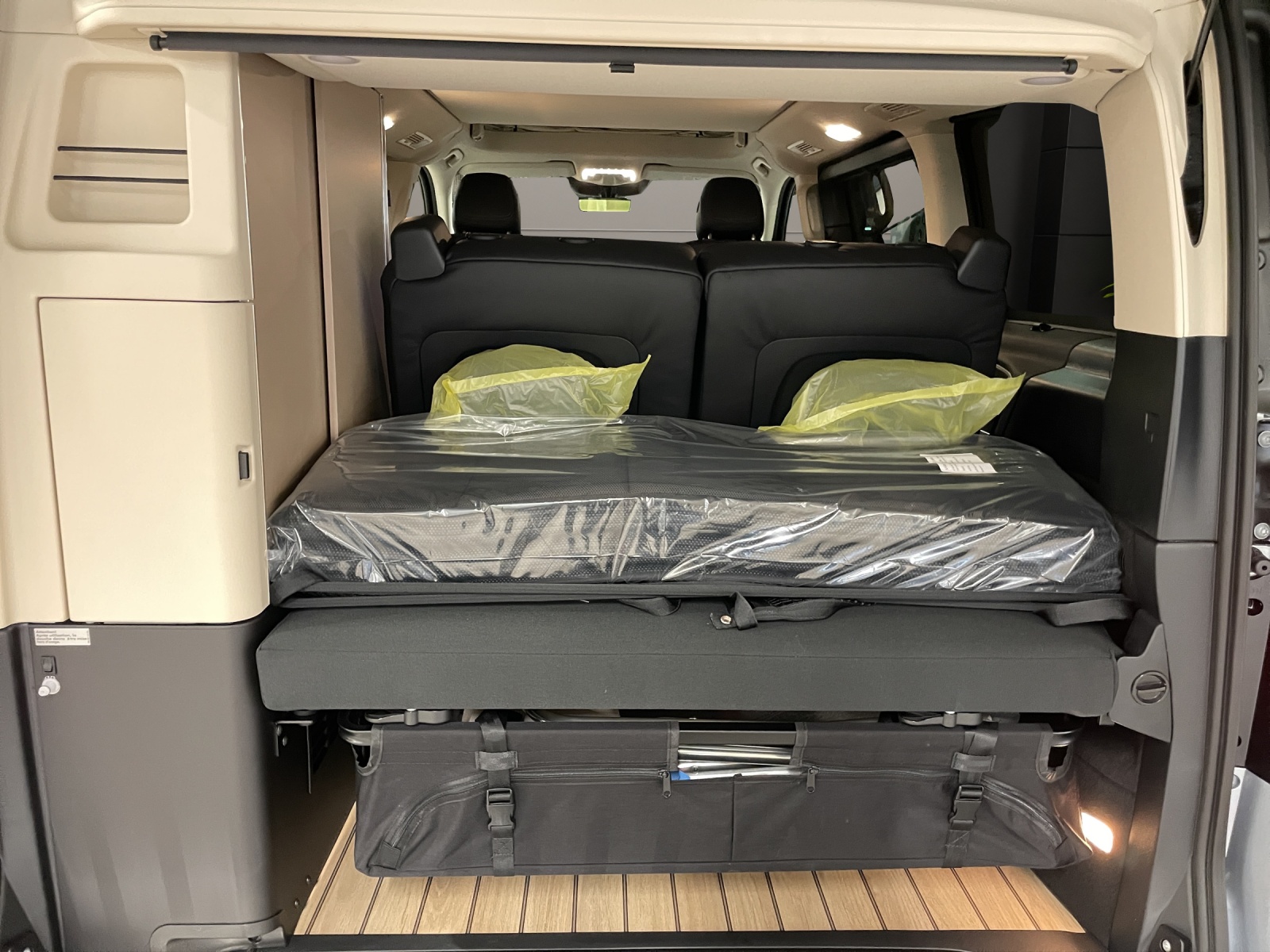 MERCEDES-BENZ Marco Polo 300 d 4M Automat-image-10