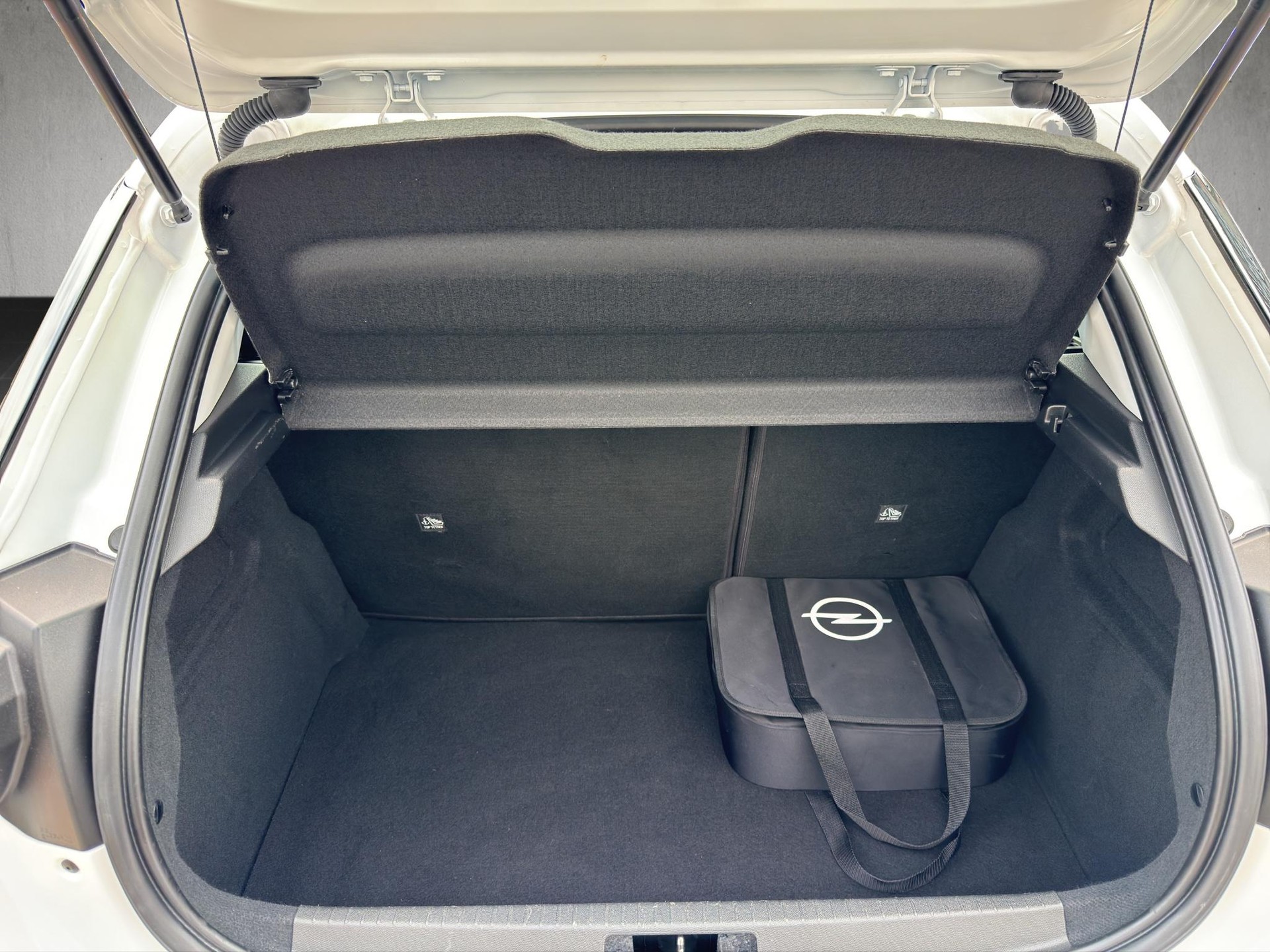 OPEL Corsa-e Edition-image-8