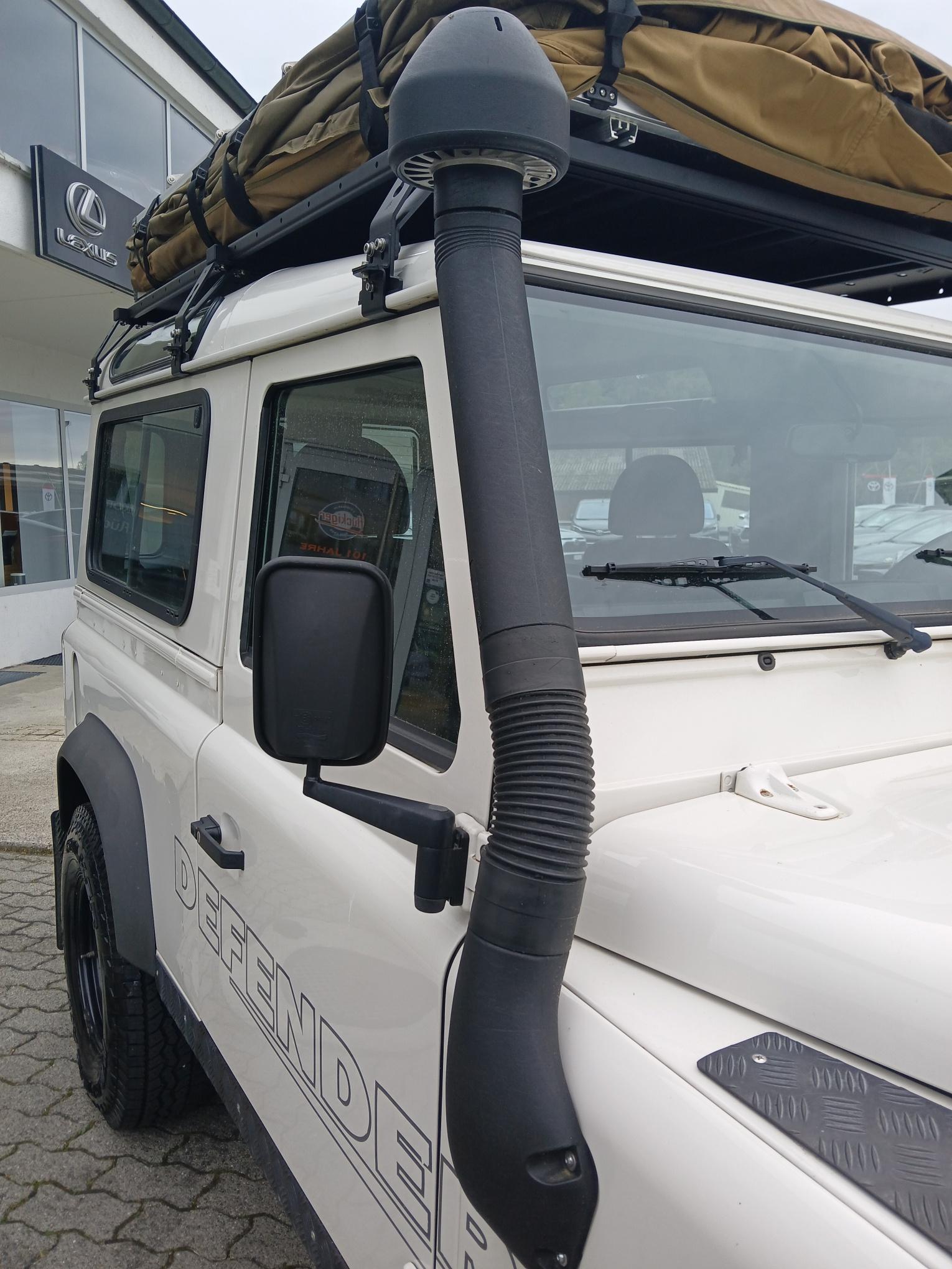 LAND ROVER Defender 90 2.4 Tdi SW-image-16