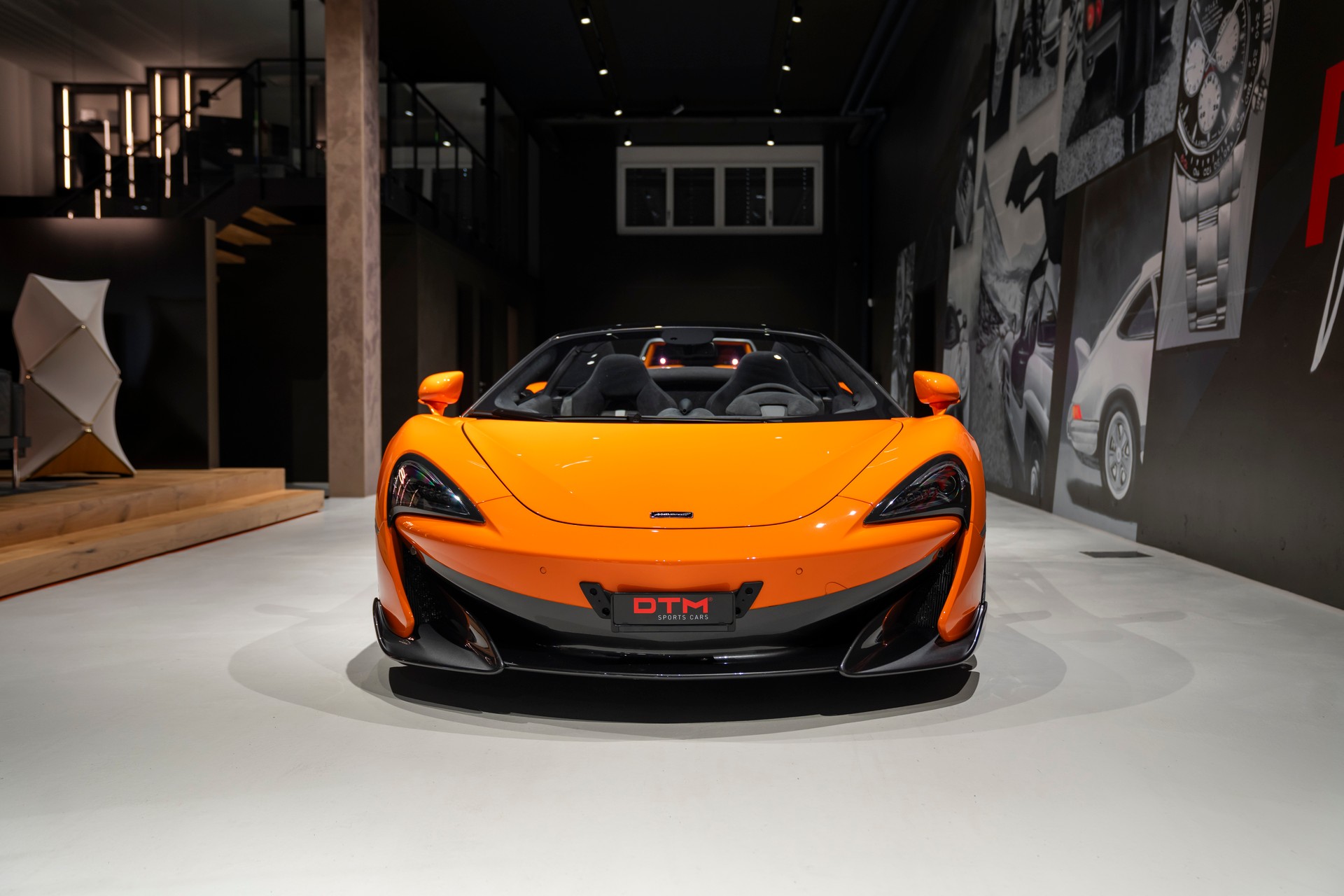 McLAREN 600LT Spider 3.8 V8 SSG-showroom-element-1