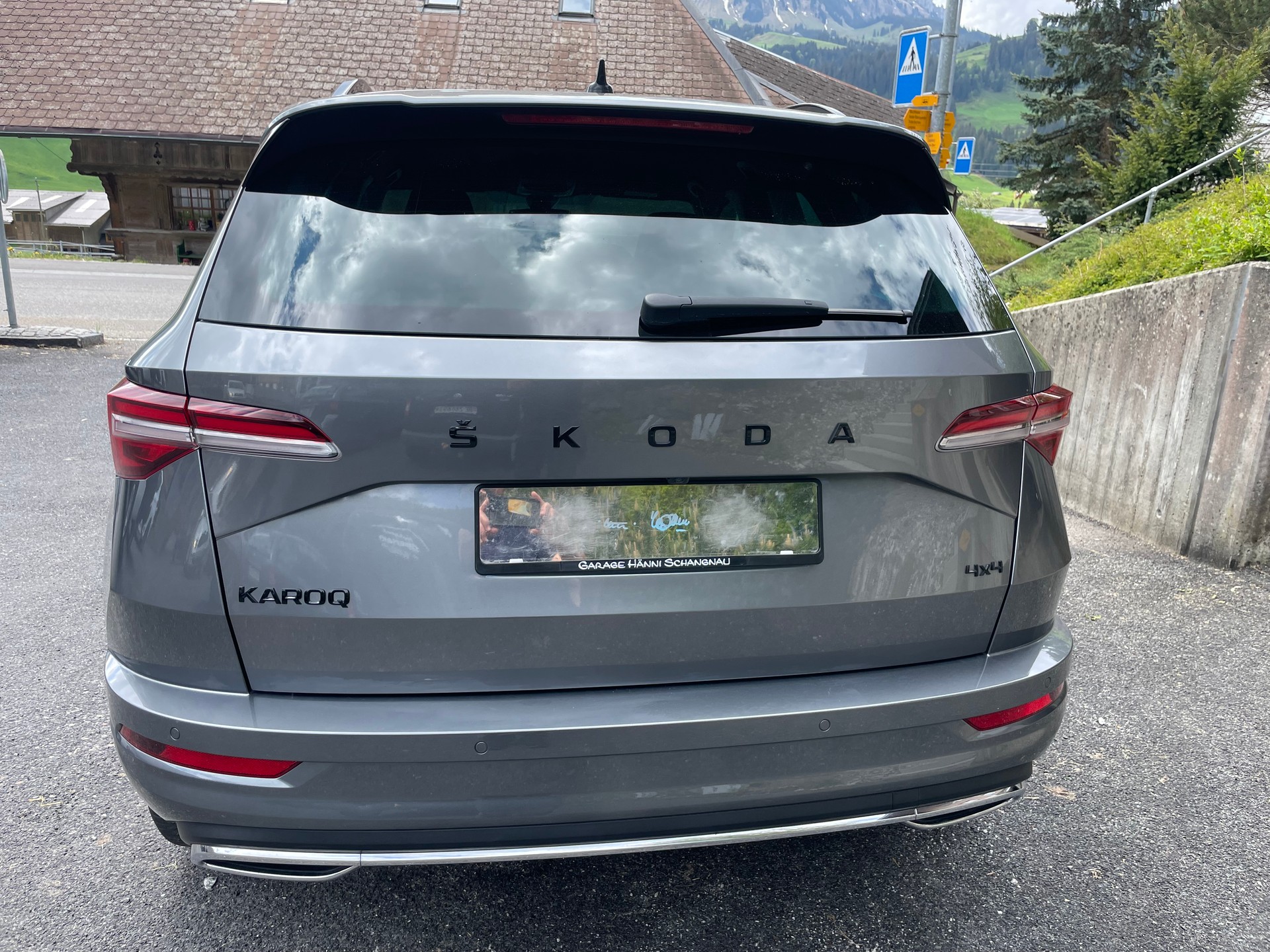 SKODA Karoq 2.0 TDI CR Sport Line 4x4 DSG-image-3