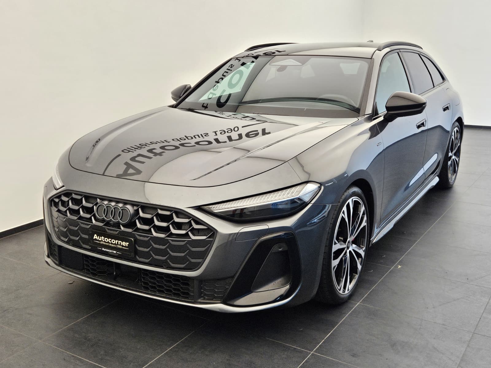 AUDI A5 Avant e-hybrid quattro Attraction 220 kW S tronic-image-2