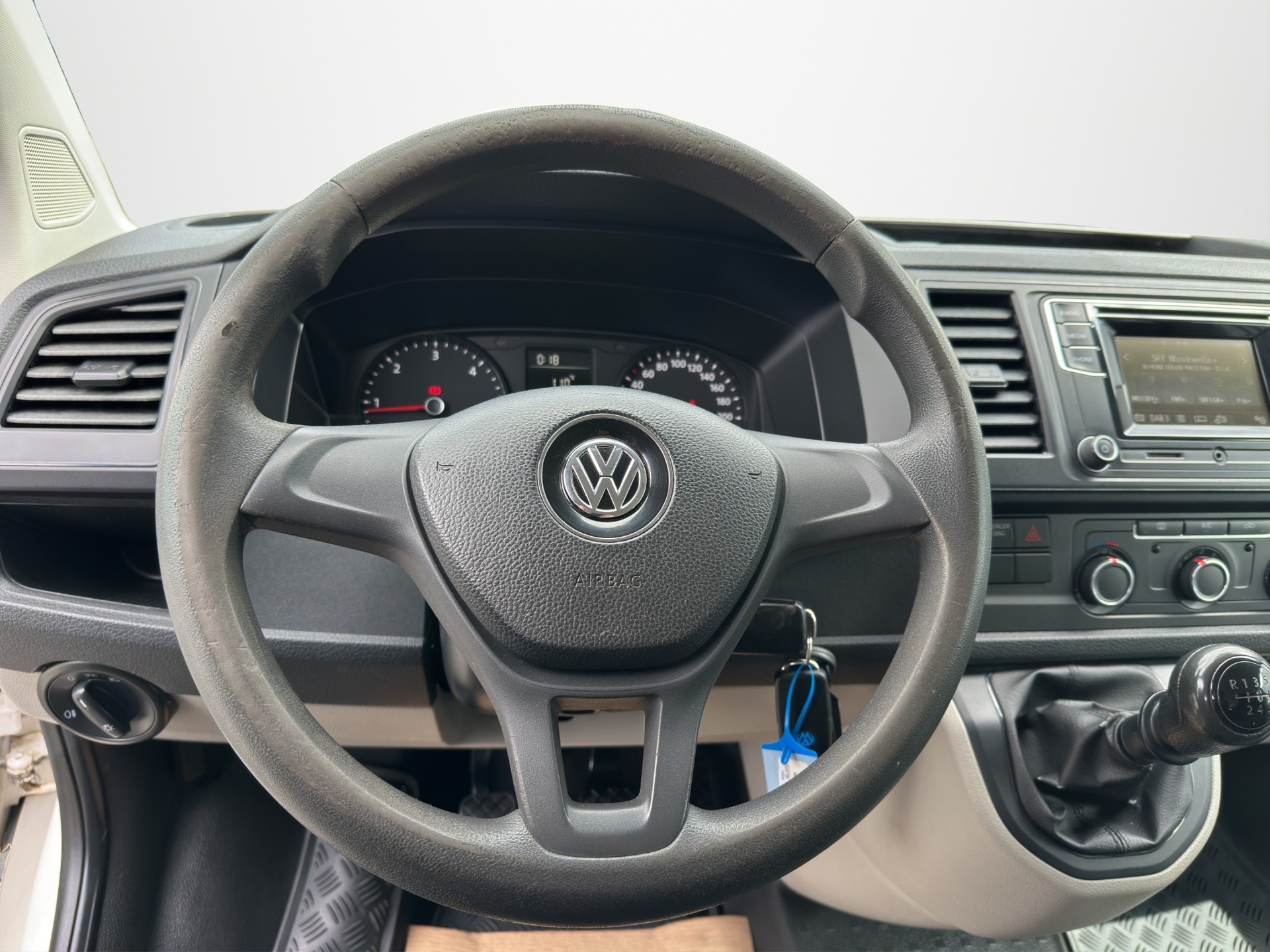 VW T6 2.0 TDI 4Motion-image-9