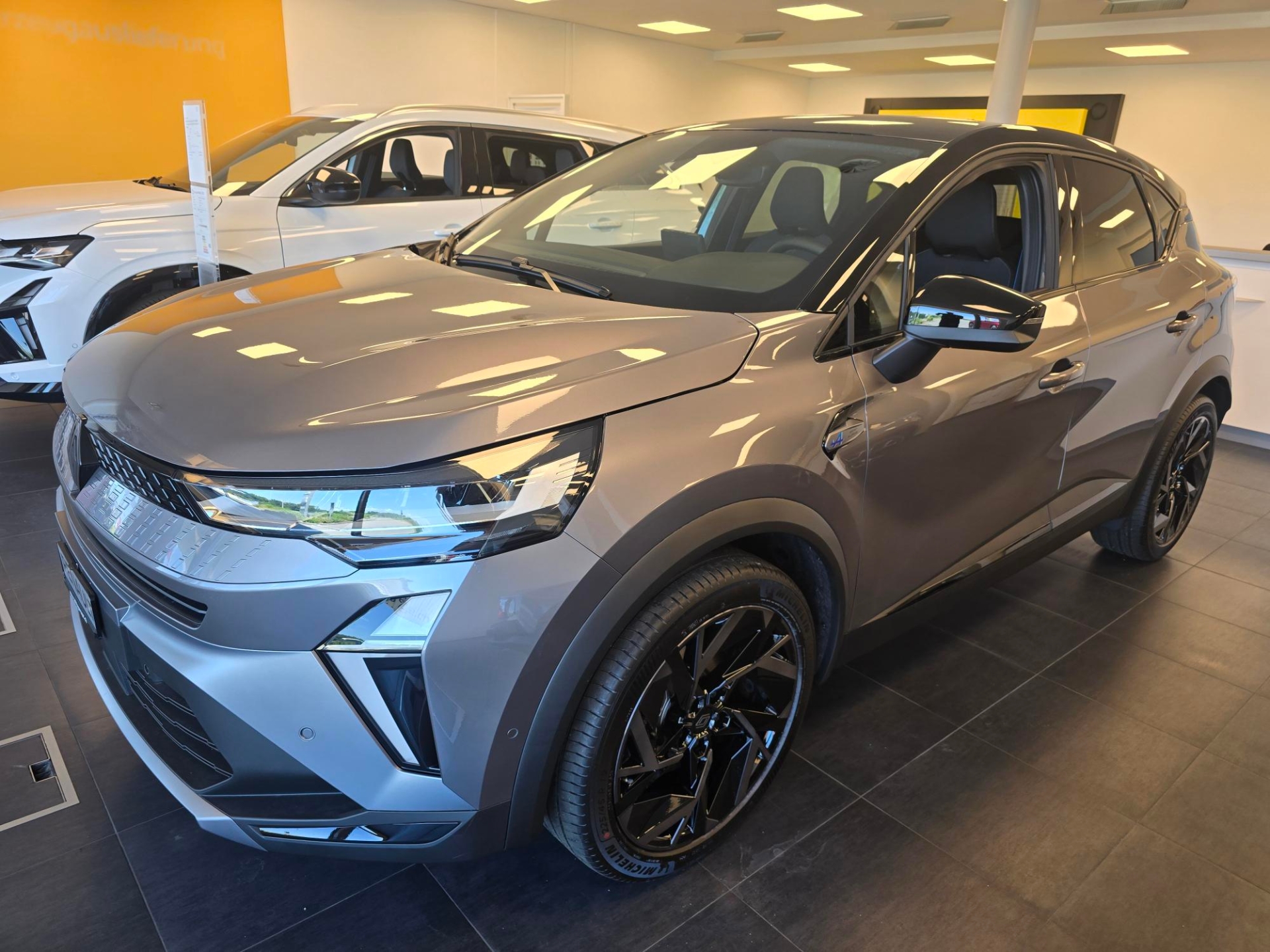 RENAULT CAPTUR FULL HYBRID E-TECH