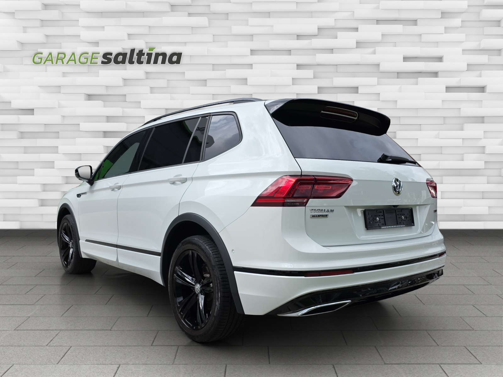 VW Tiguan Allspace 2.0TSI Highline 4Motion DSG-image-1