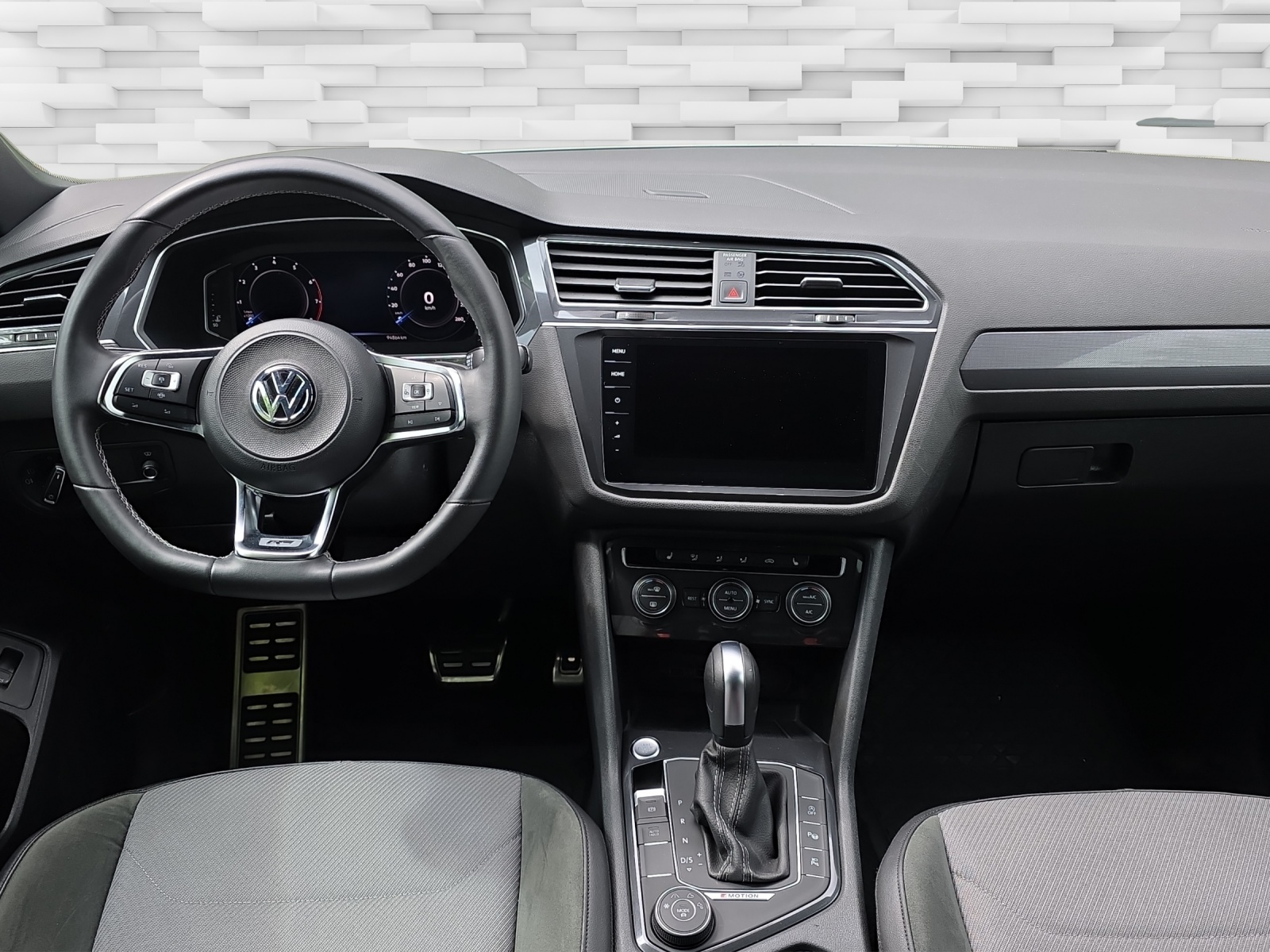 VW Tiguan Allspace 2.0TSI Highline 4Motion DSG-image-6